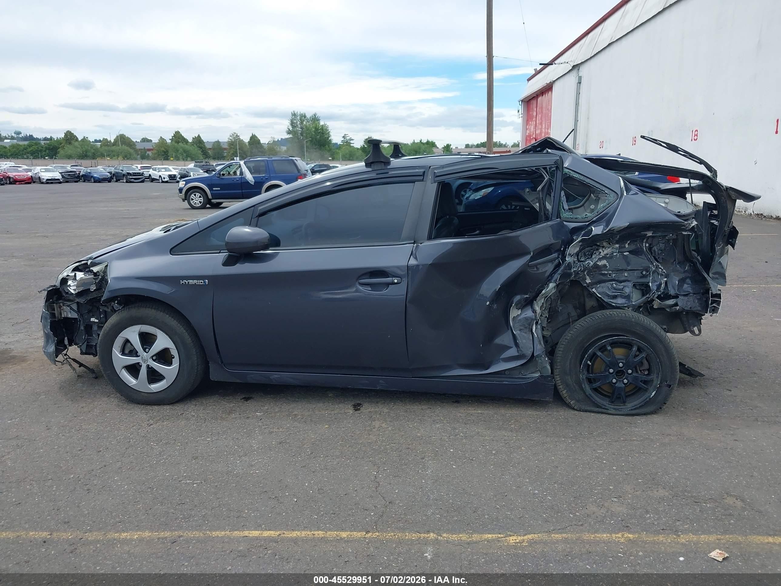 2012 Toyota Prius Two Серый vin: JTDKN3DU9C5383386