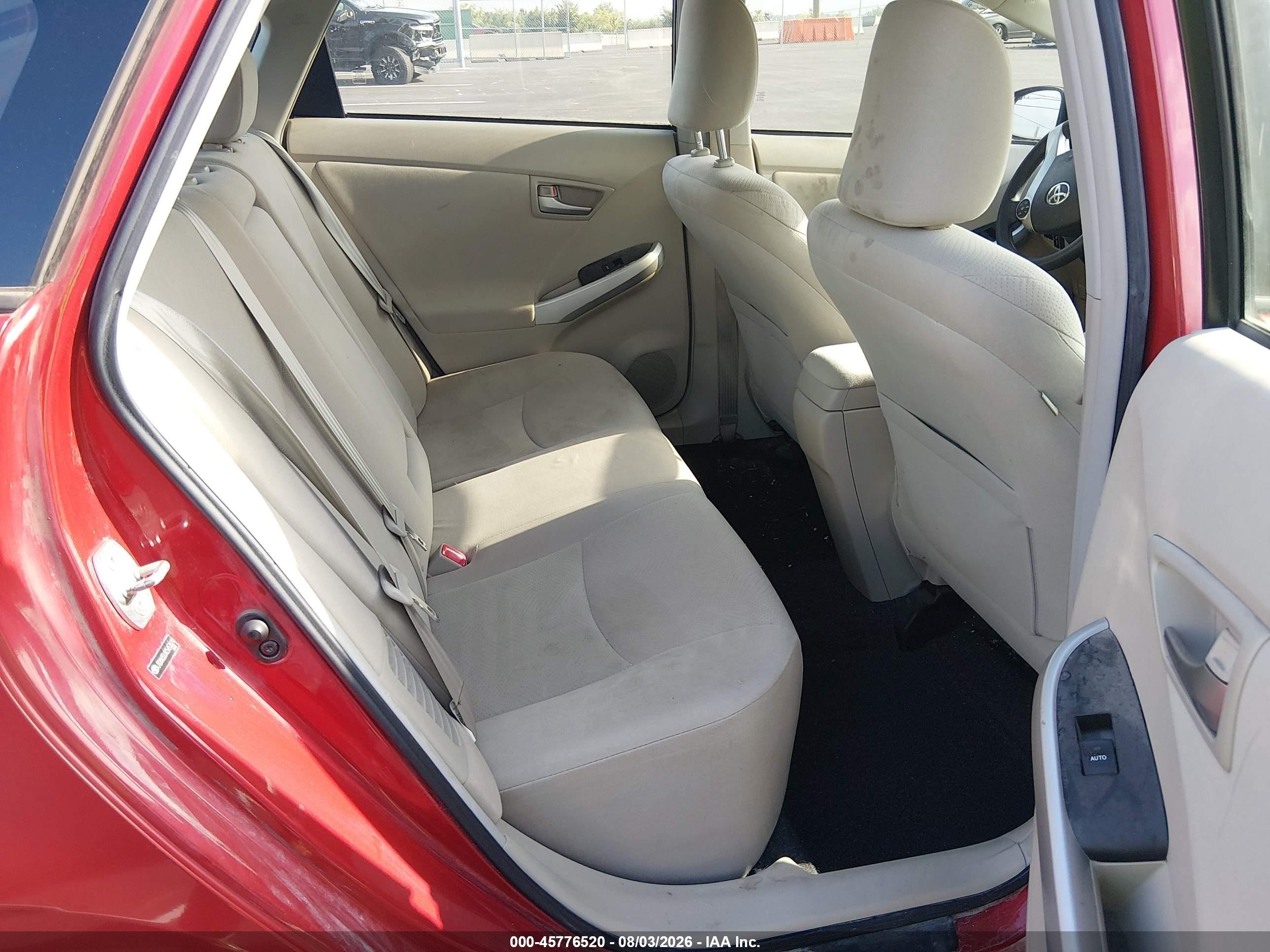 2012 Toyota Prius   Red vin: JTDKN3DU9C5453629