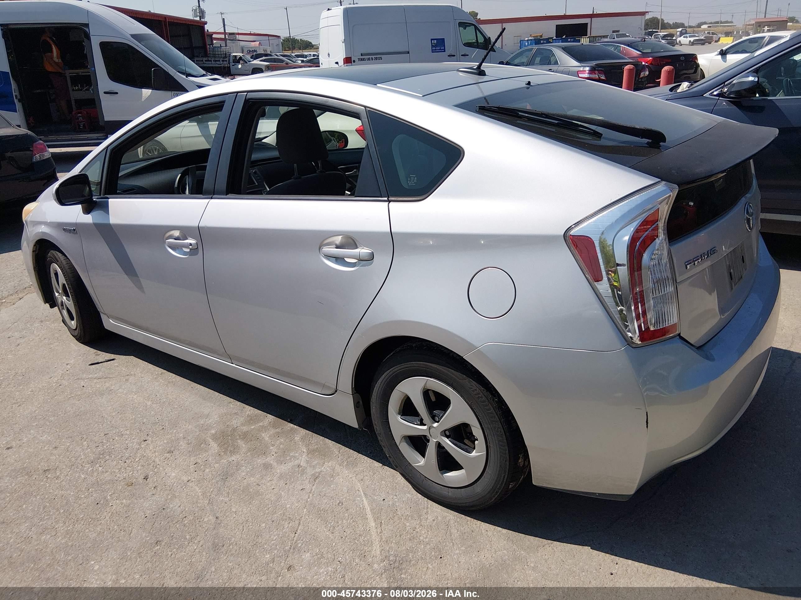 2012 Toyota Prius Three Silver vin: JTDKN3DU9C5502926