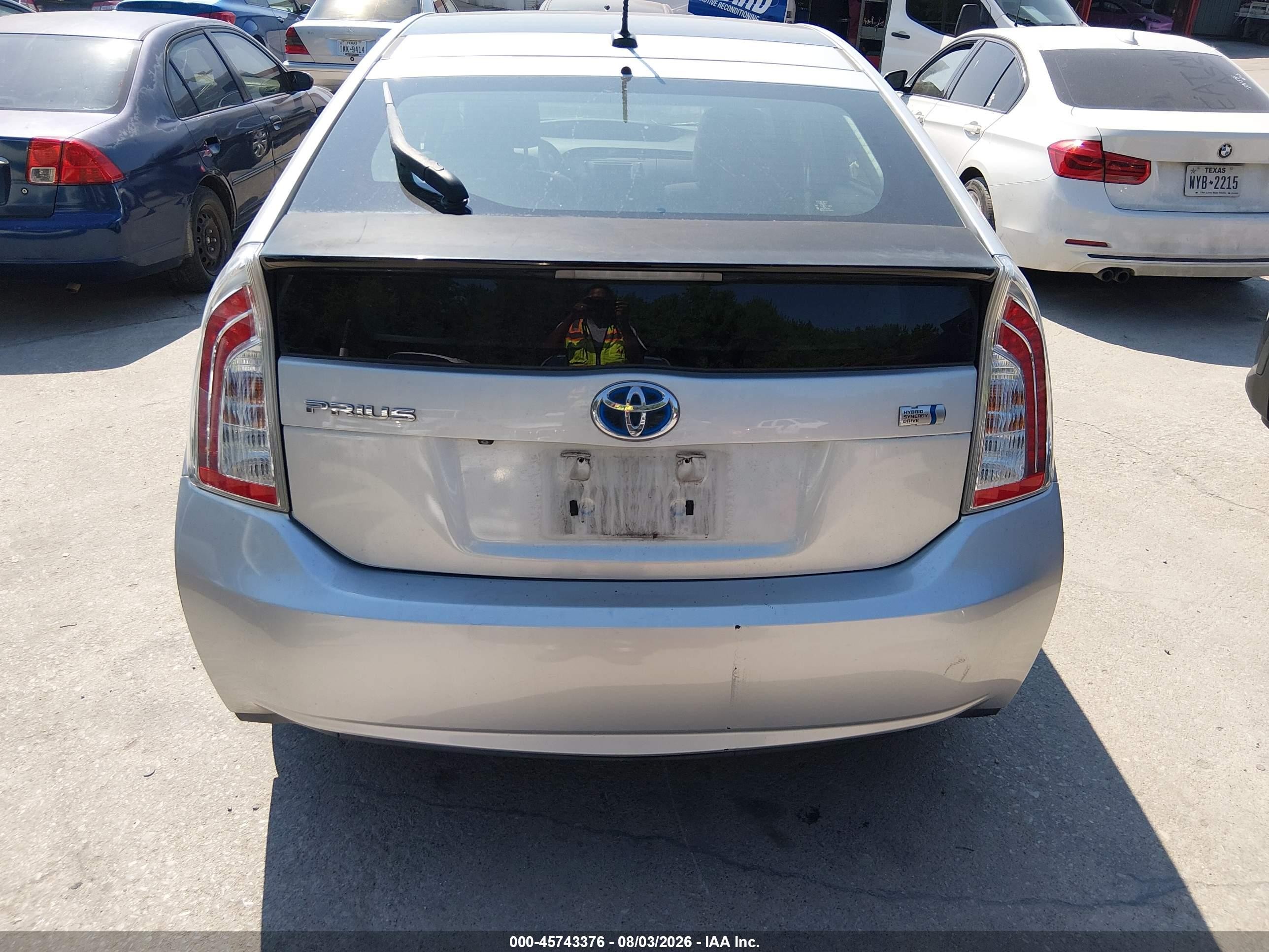 2012 Toyota Prius Three Silver vin: JTDKN3DU9C5502926