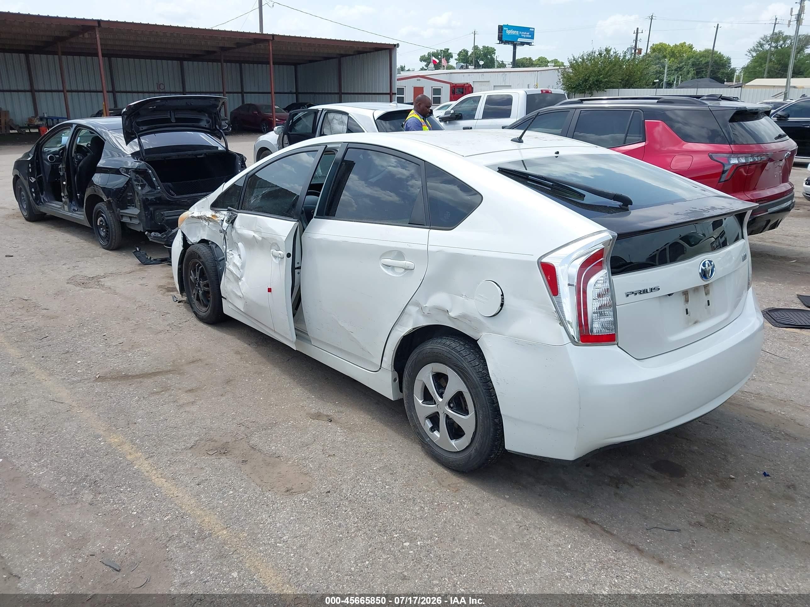 2013 Toyota Prius Two White vin: JTDKN3DU9D0340455