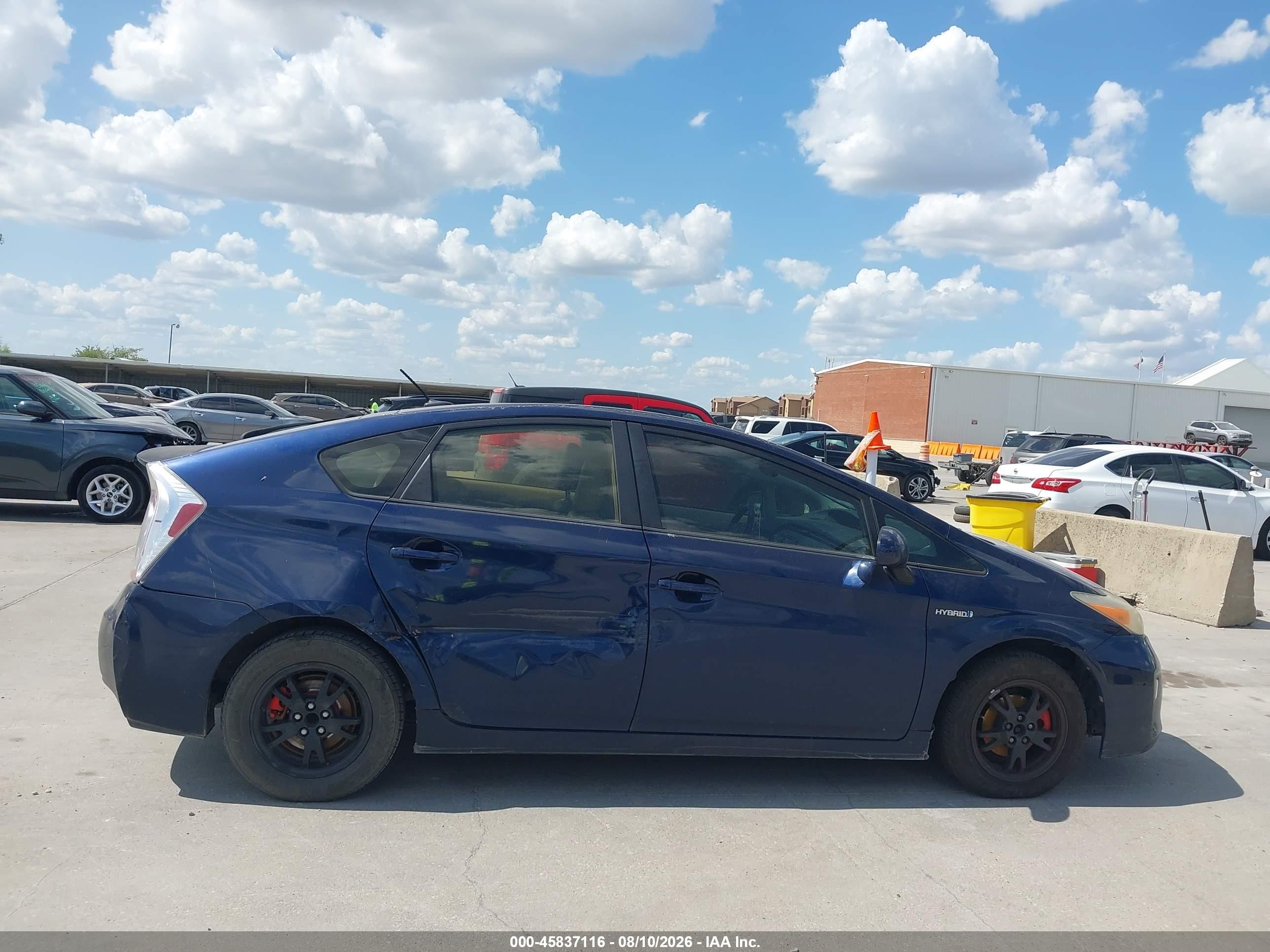 2013 Toyota Prius Four Blue vin: JTDKN3DU9D1625568