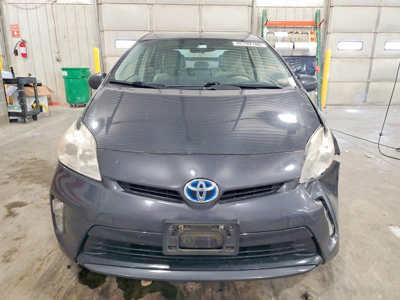 2013 Toyota Prius Two Gray vin: JTDKN3DU9D1636862