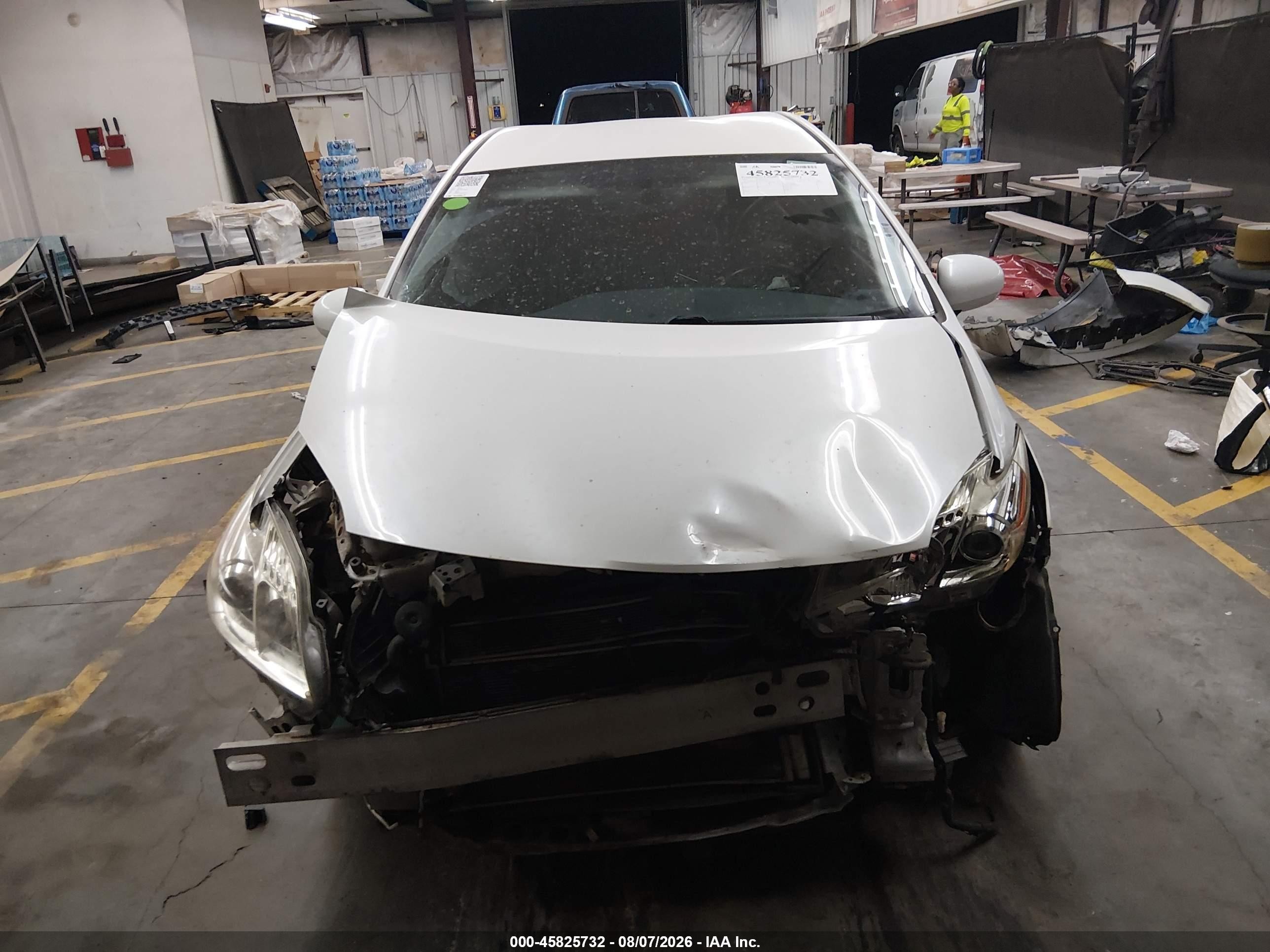 2013 Toyota Prius Four White vin: JTDKN3DU9D5563274