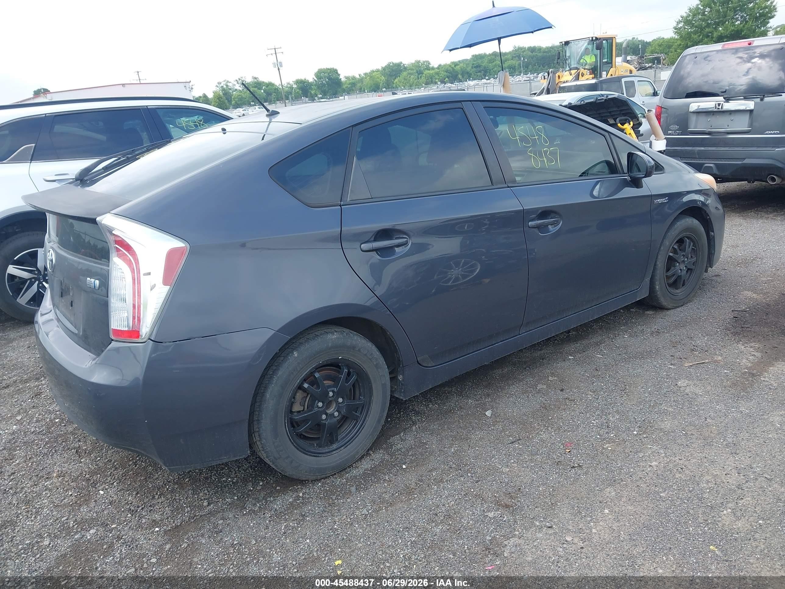 2013 Toyota Prius Two Gray vin: JTDKN3DU9D5564358