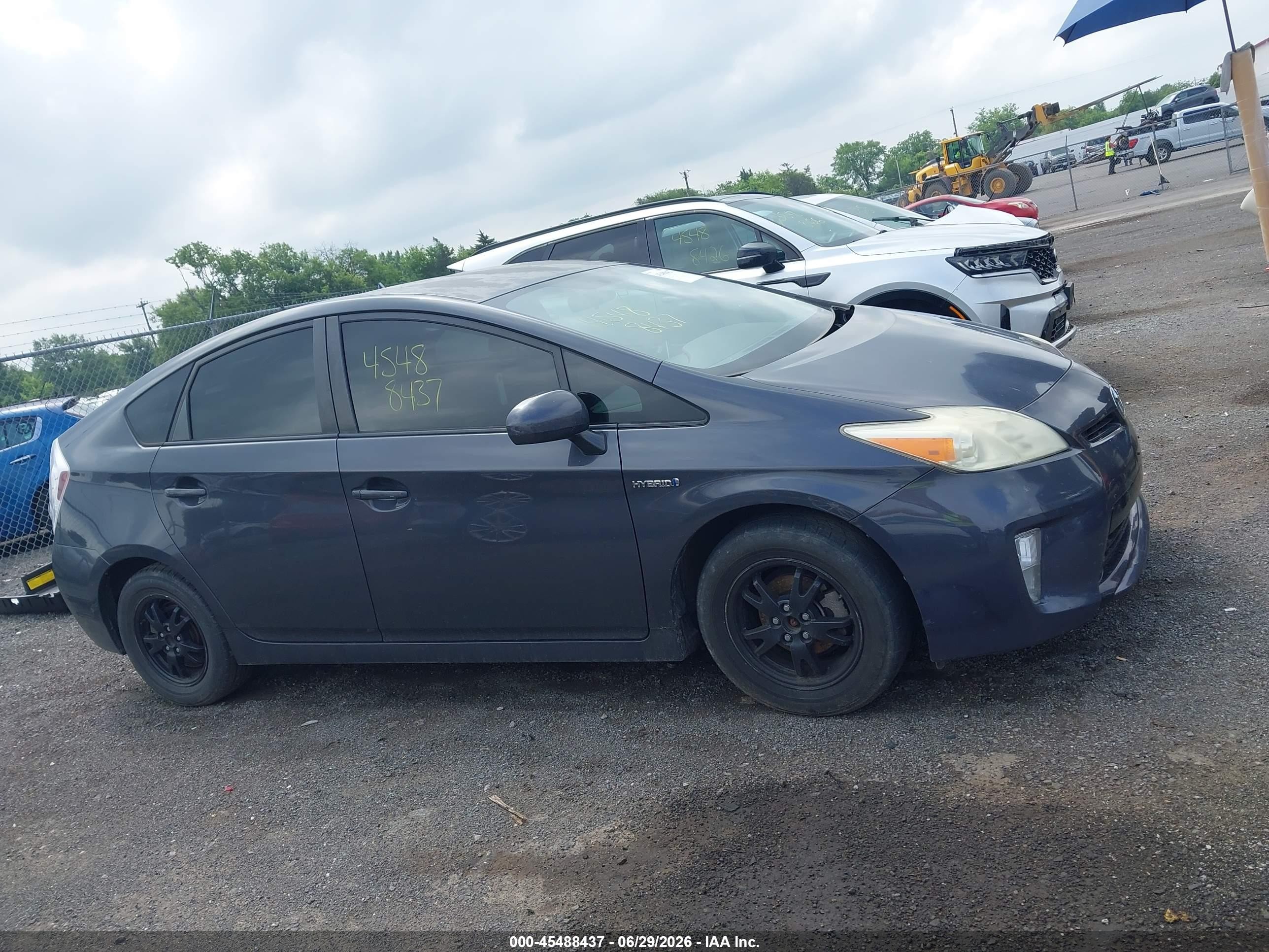 2013 Toyota Prius Two Gray vin: JTDKN3DU9D5564358