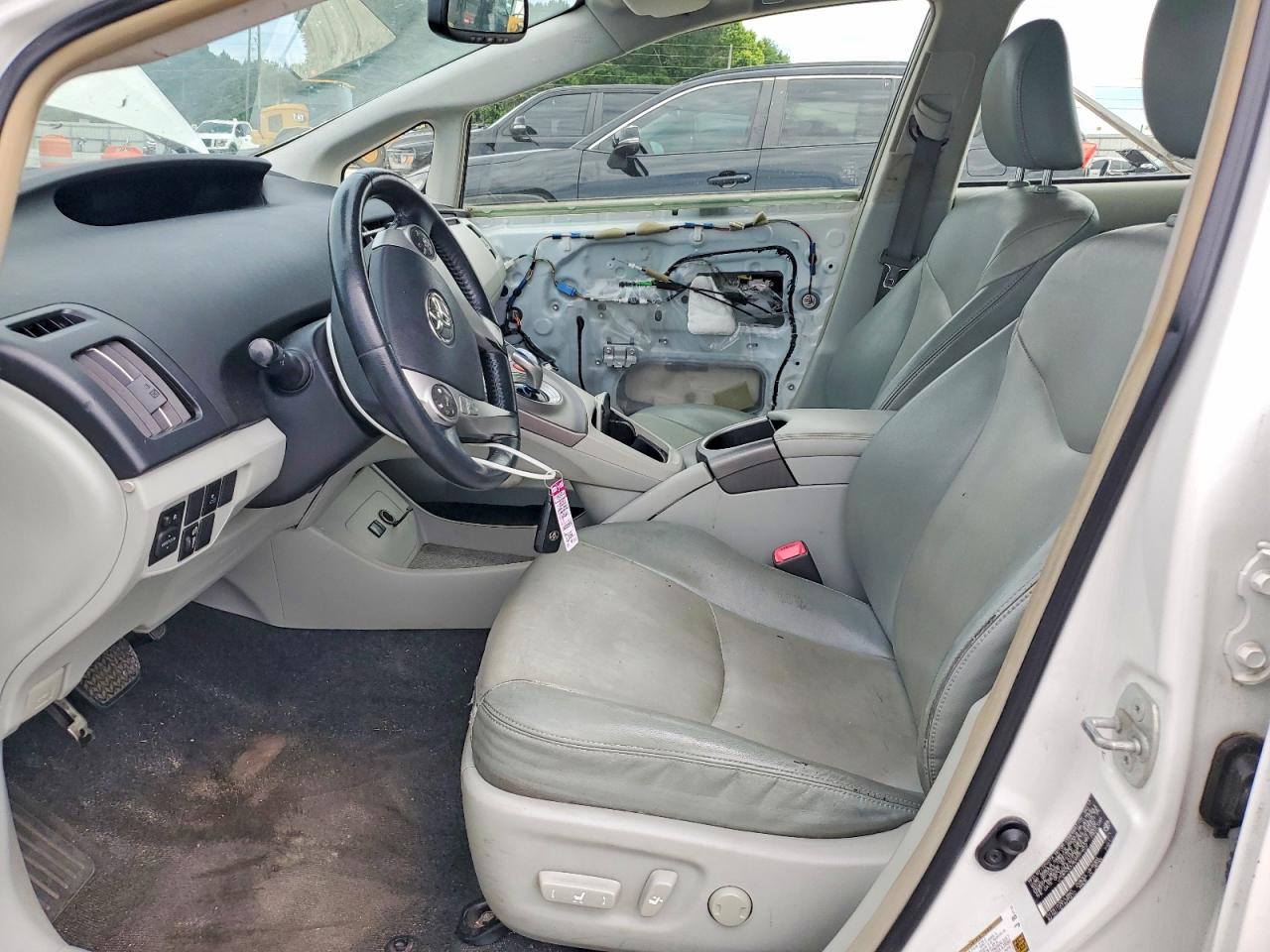 2013 Toyota Prius Four White vin: JTDKN3DU9D5597652