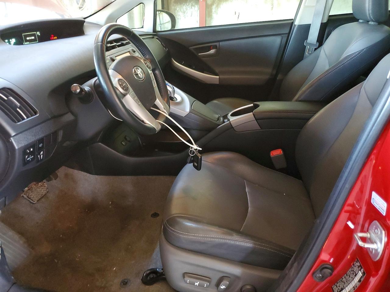 2013 Toyota Prius Five Red vin: JTDKN3DU9D5639740