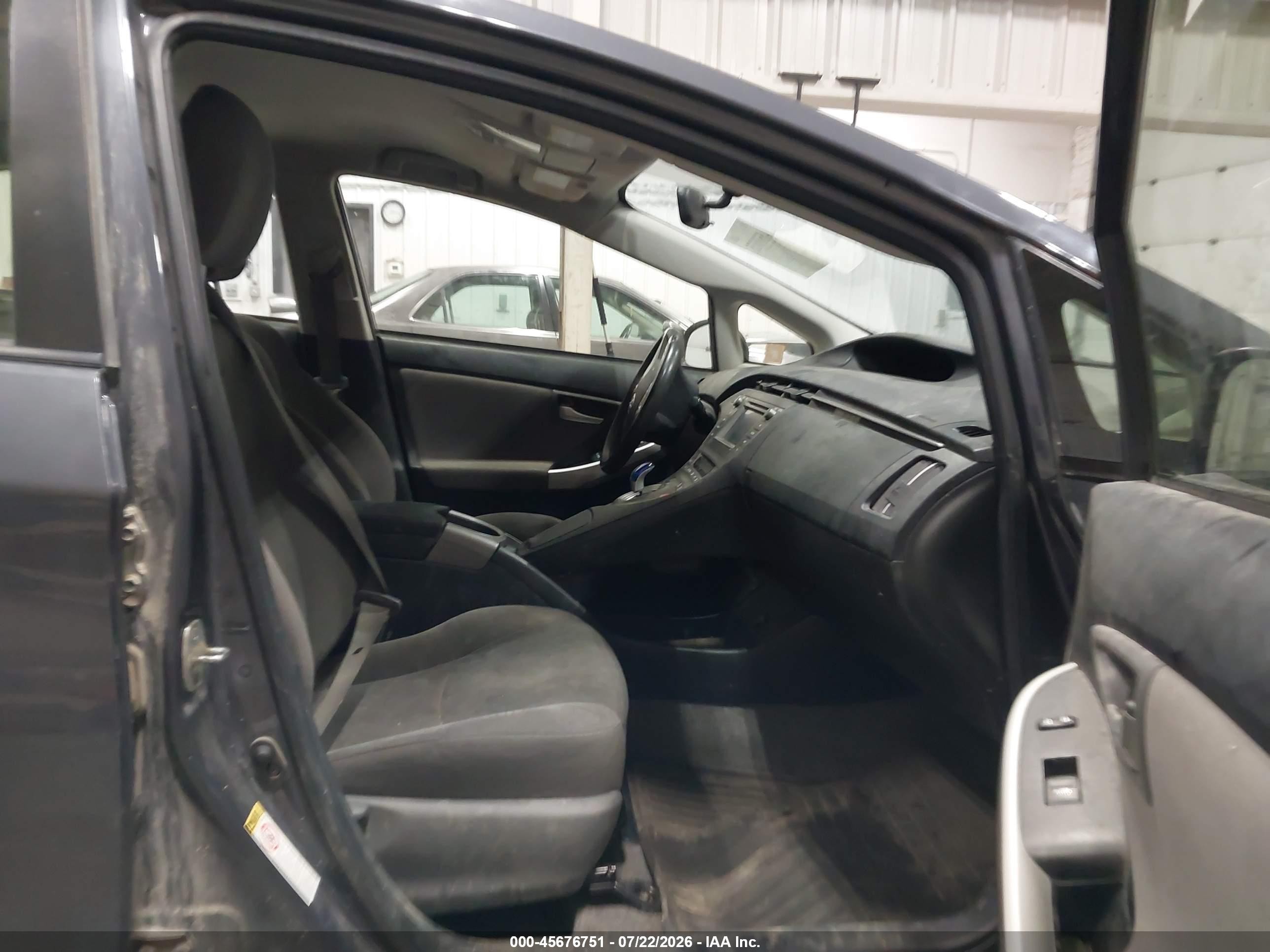 2013 Toyota Prius Two Gray vin: JTDKN3DU9D5647868