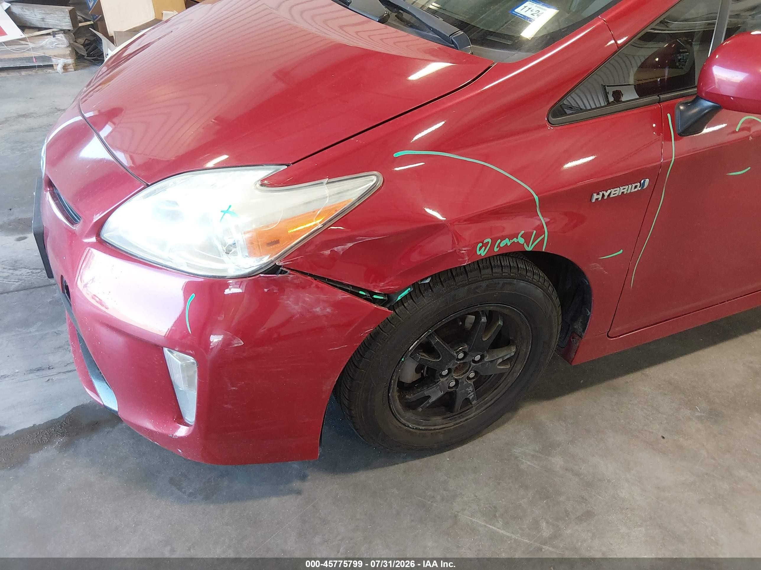 2014 Toyota Prius Three Red vin: JTDKN3DU9E1736641