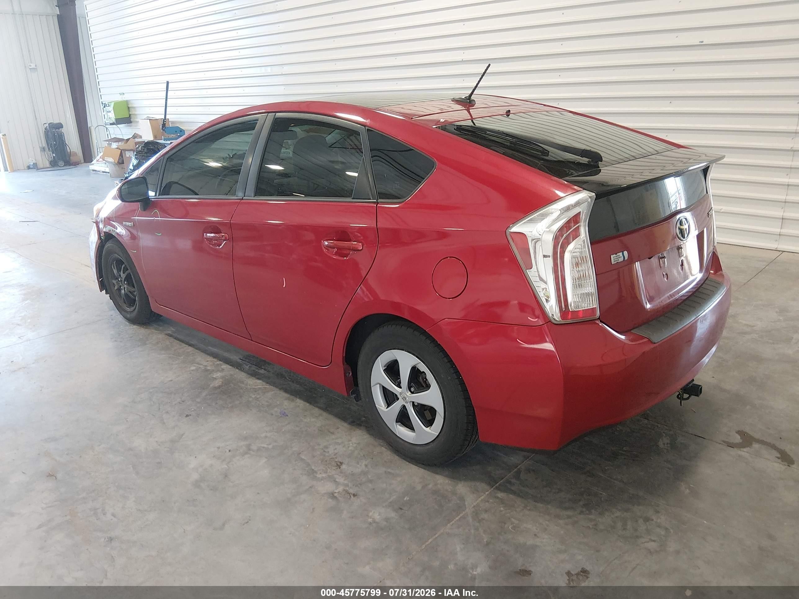 2014 Toyota Prius Three Red vin: JTDKN3DU9E1736641