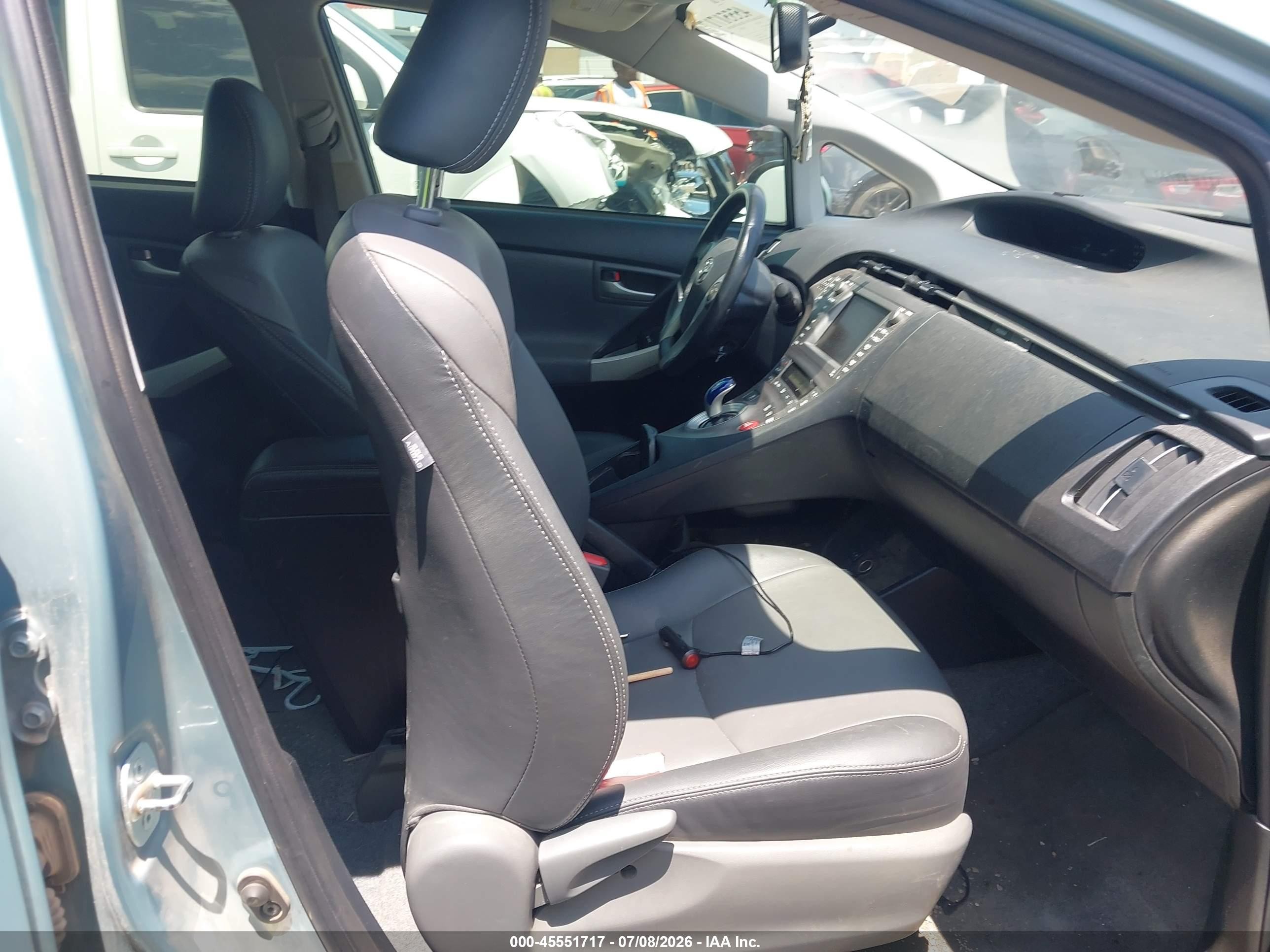 2014 Toyota Prius Four Turquoise vin: JTDKN3DU9E1737708