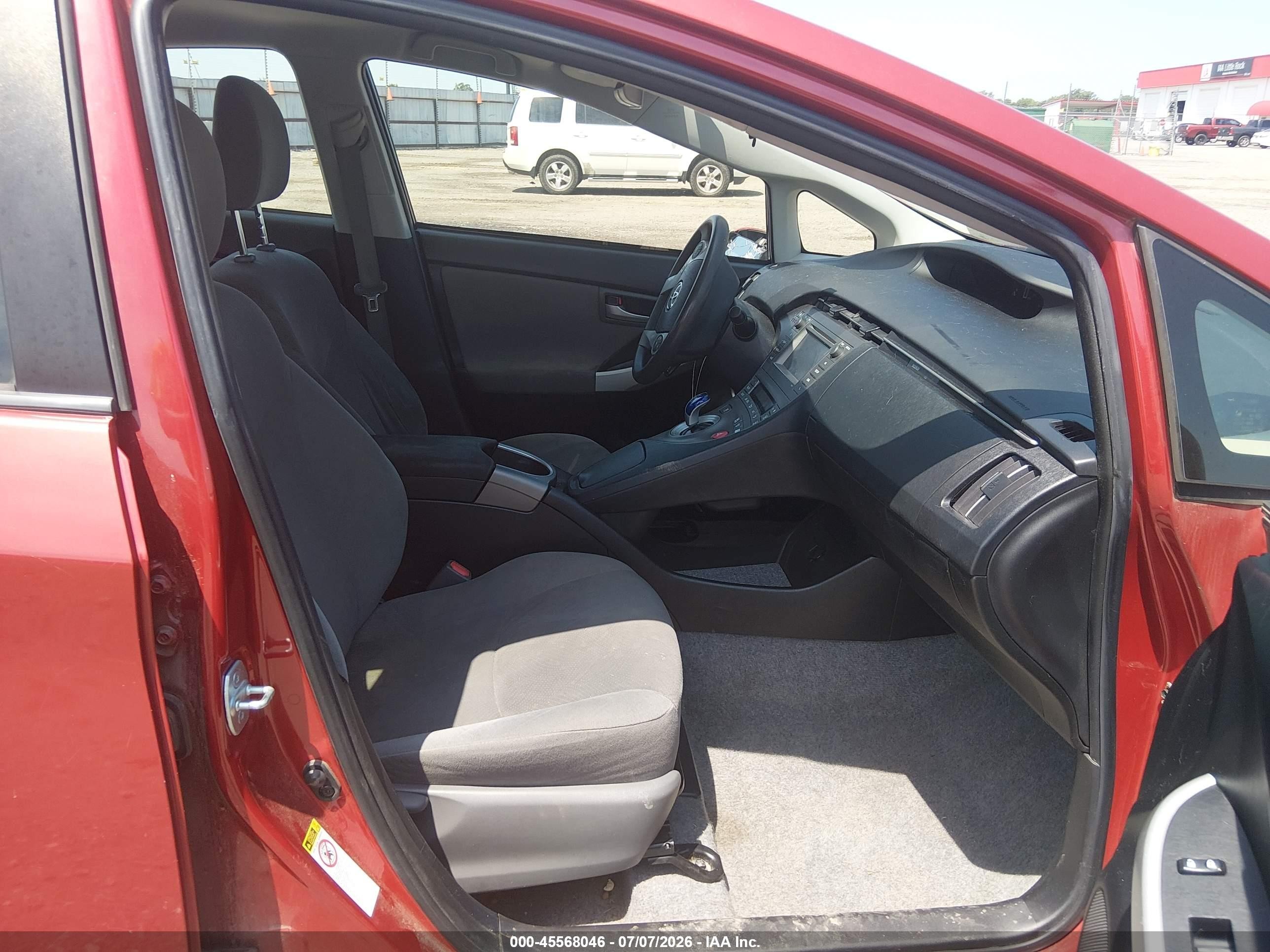 2014 Toyota Prius Two Red vin: JTDKN3DU9E1738437