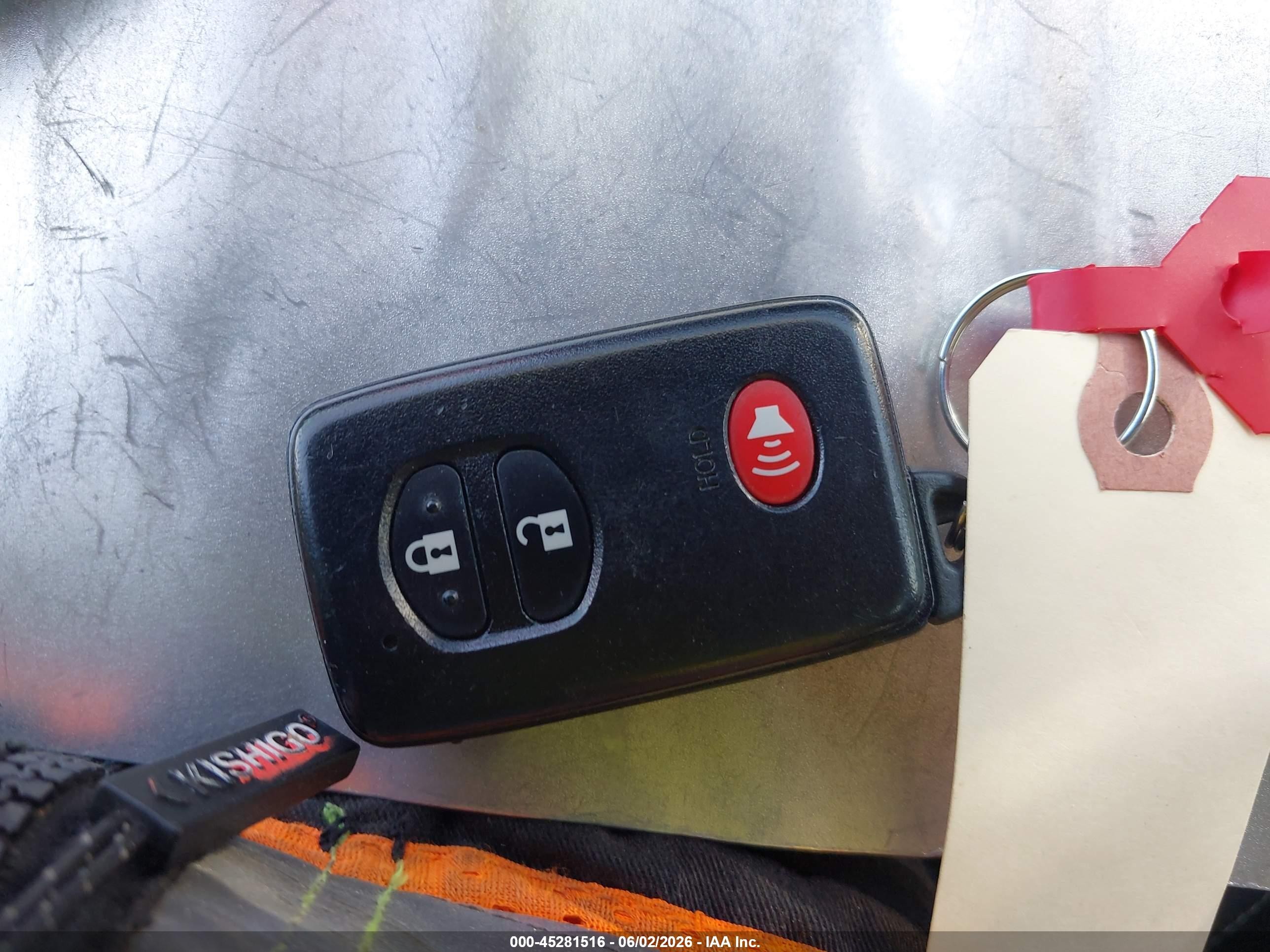 2015 Toyota Prius Persona Series Special Edition Red vin: JTDKN3DU9F0397273
