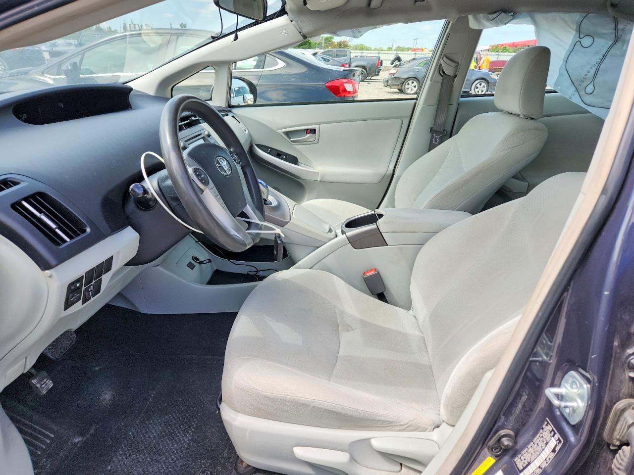 2015 Toyota Prius Three Gray vin: JTDKN3DU9F0417831