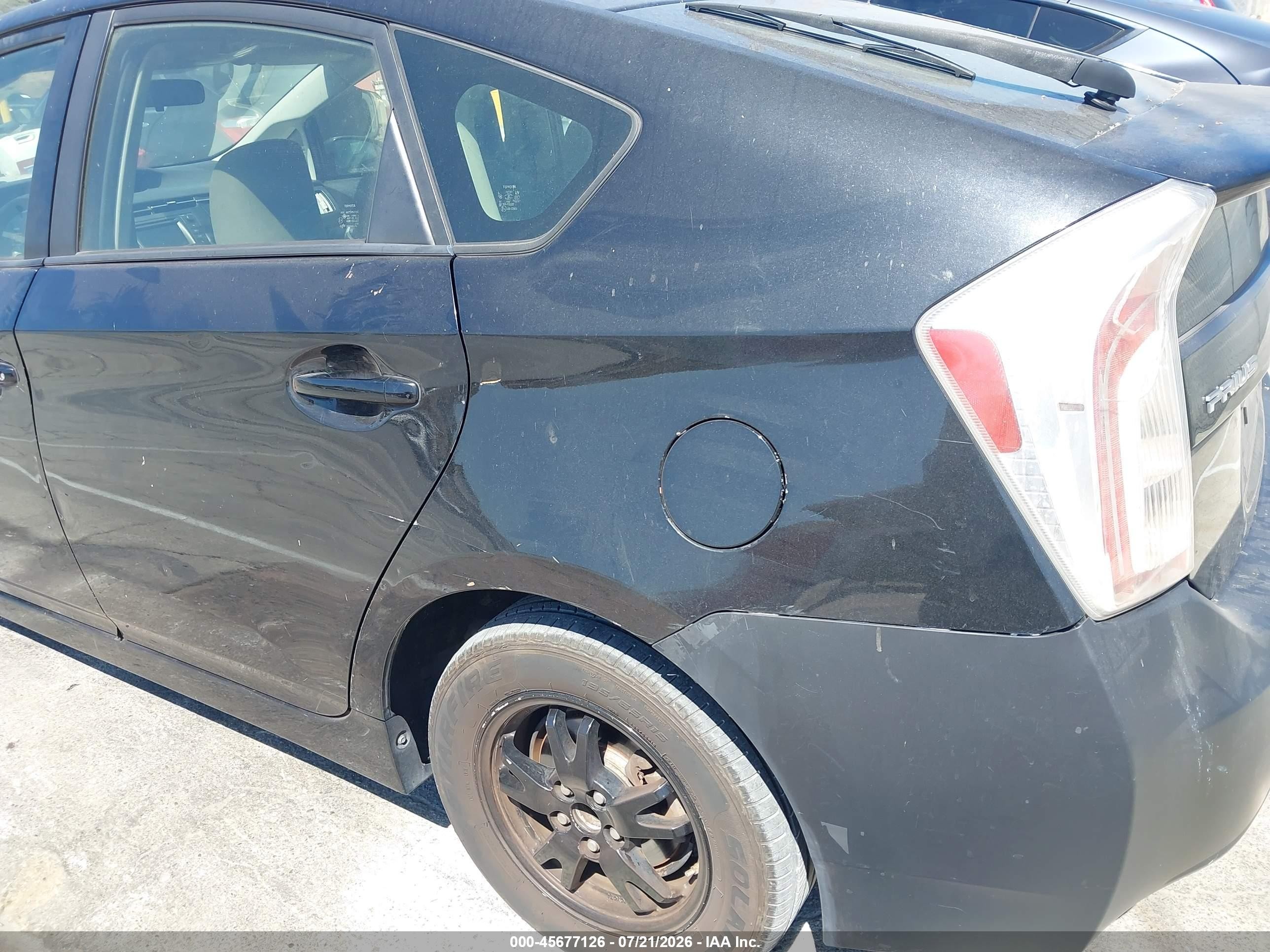 2015 Toyota Prius Two Черный vin: JTDKN3DU9F0423080