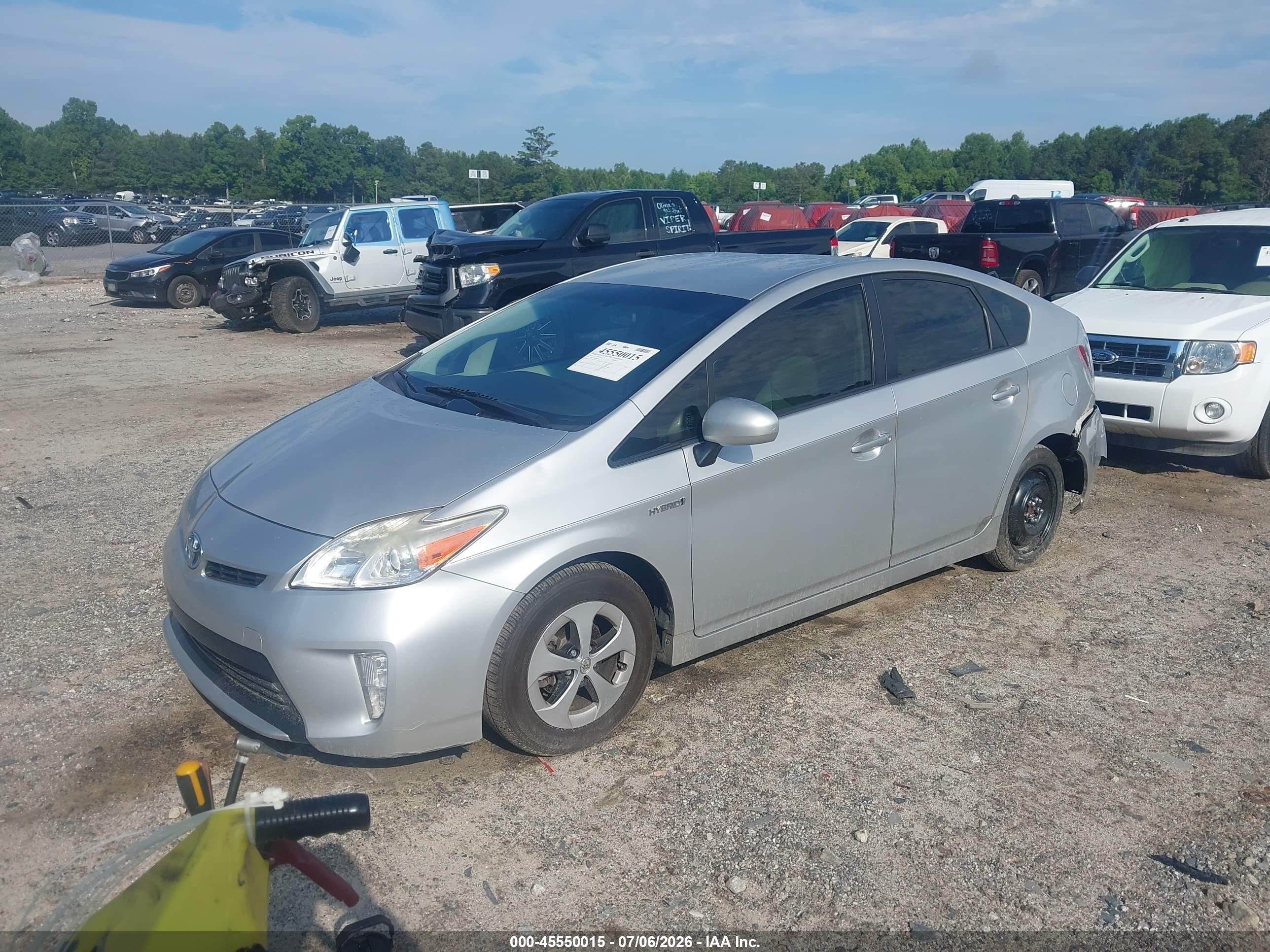 2015 Toyota Prius Three Silver vin: JTDKN3DU9F0426898