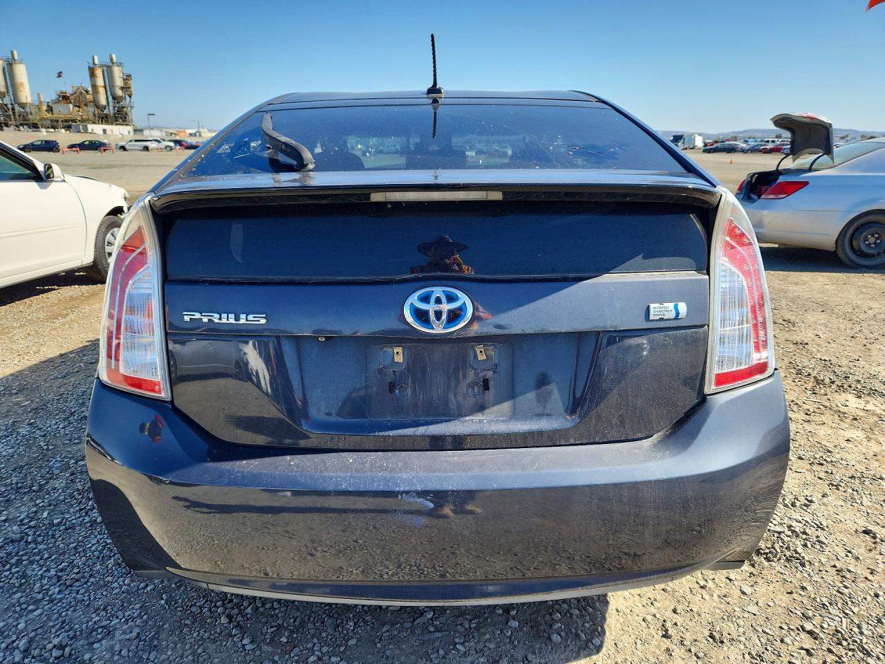 2015 Toyota Prius Three Gray vin: JTDKN3DU9F0431129