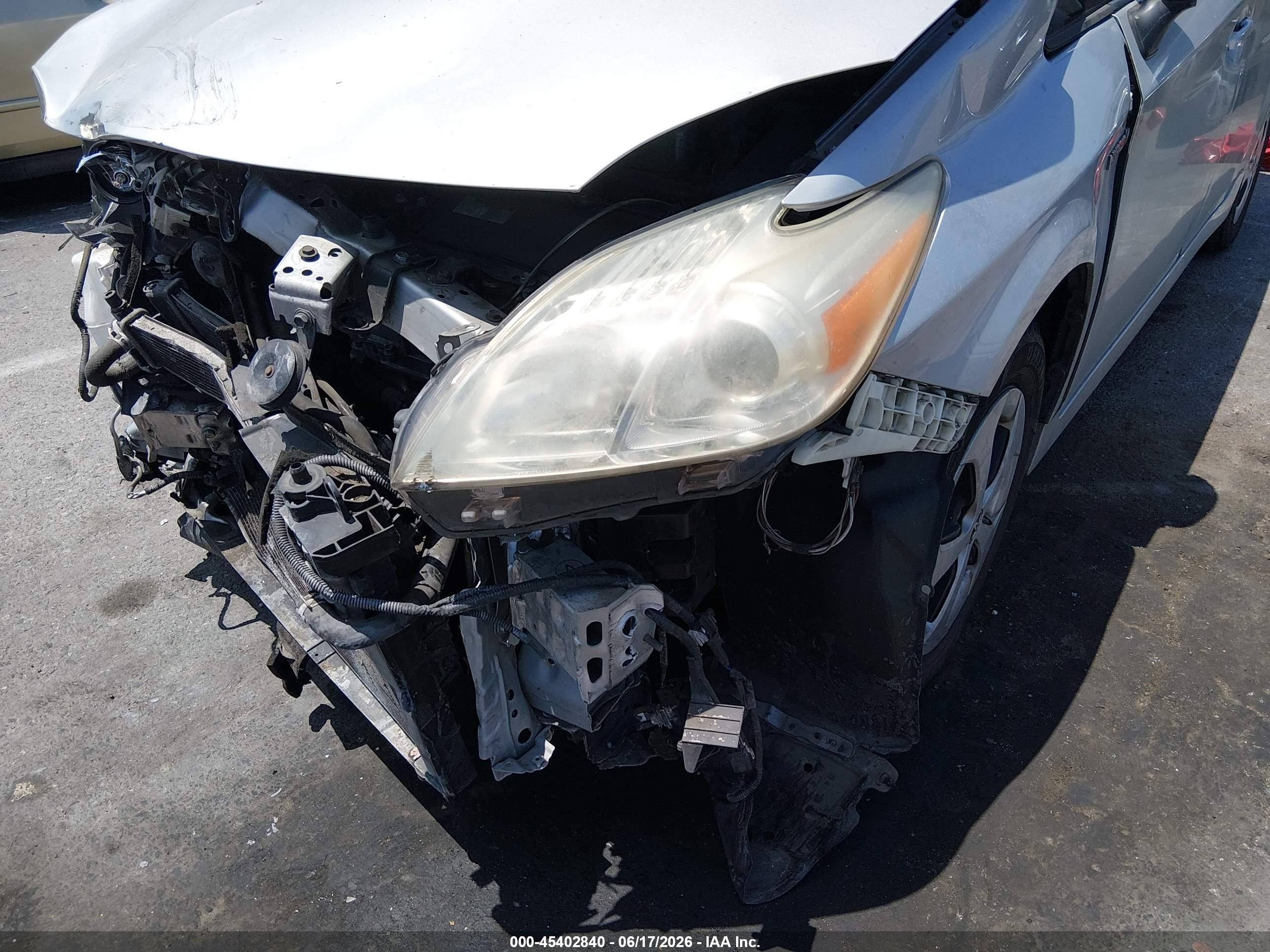 2015 Toyota Prius Two Silver vin: JTDKN3DU9F0456578