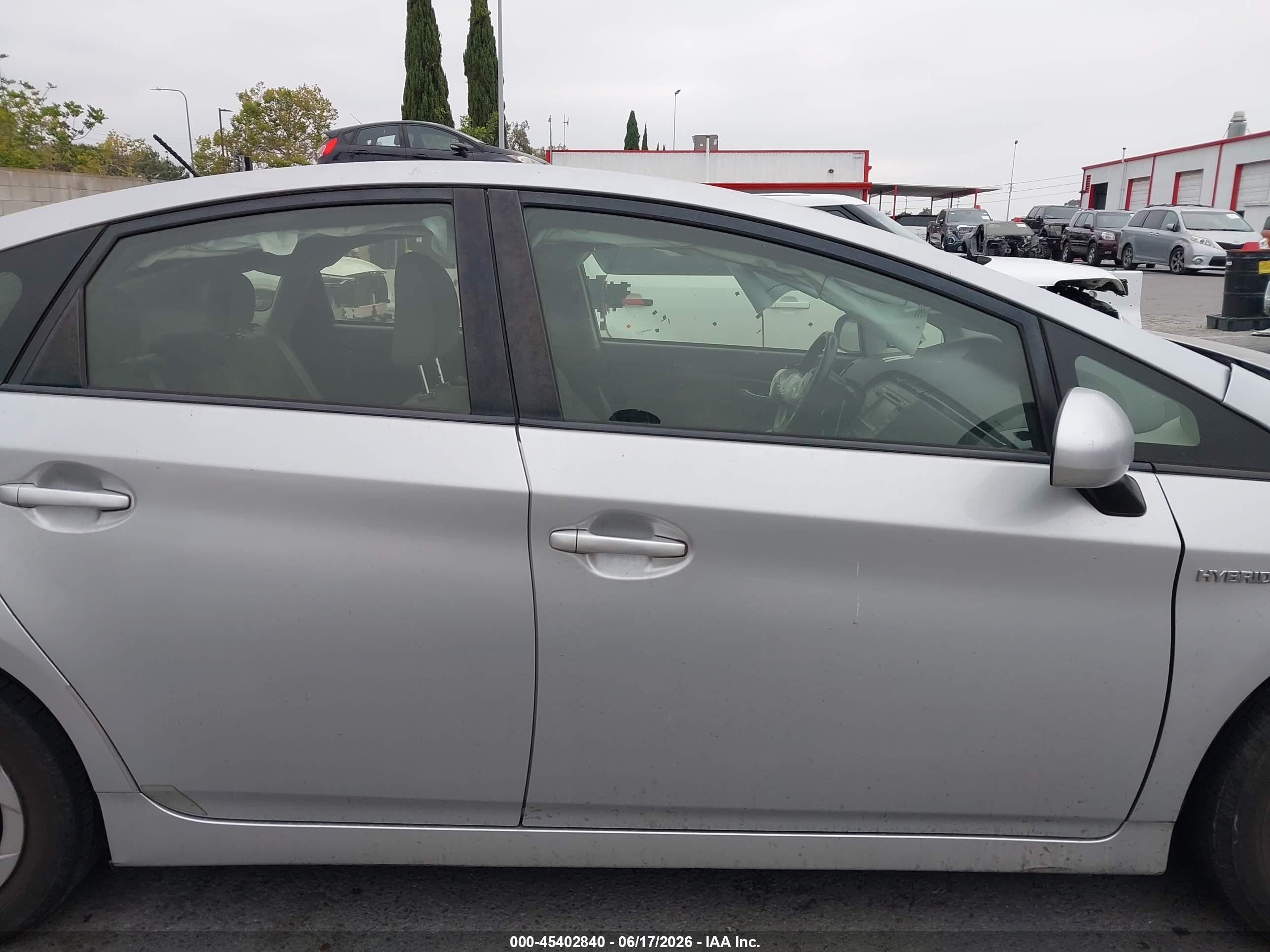 2015 Toyota Prius Two Silver vin: JTDKN3DU9F0456578