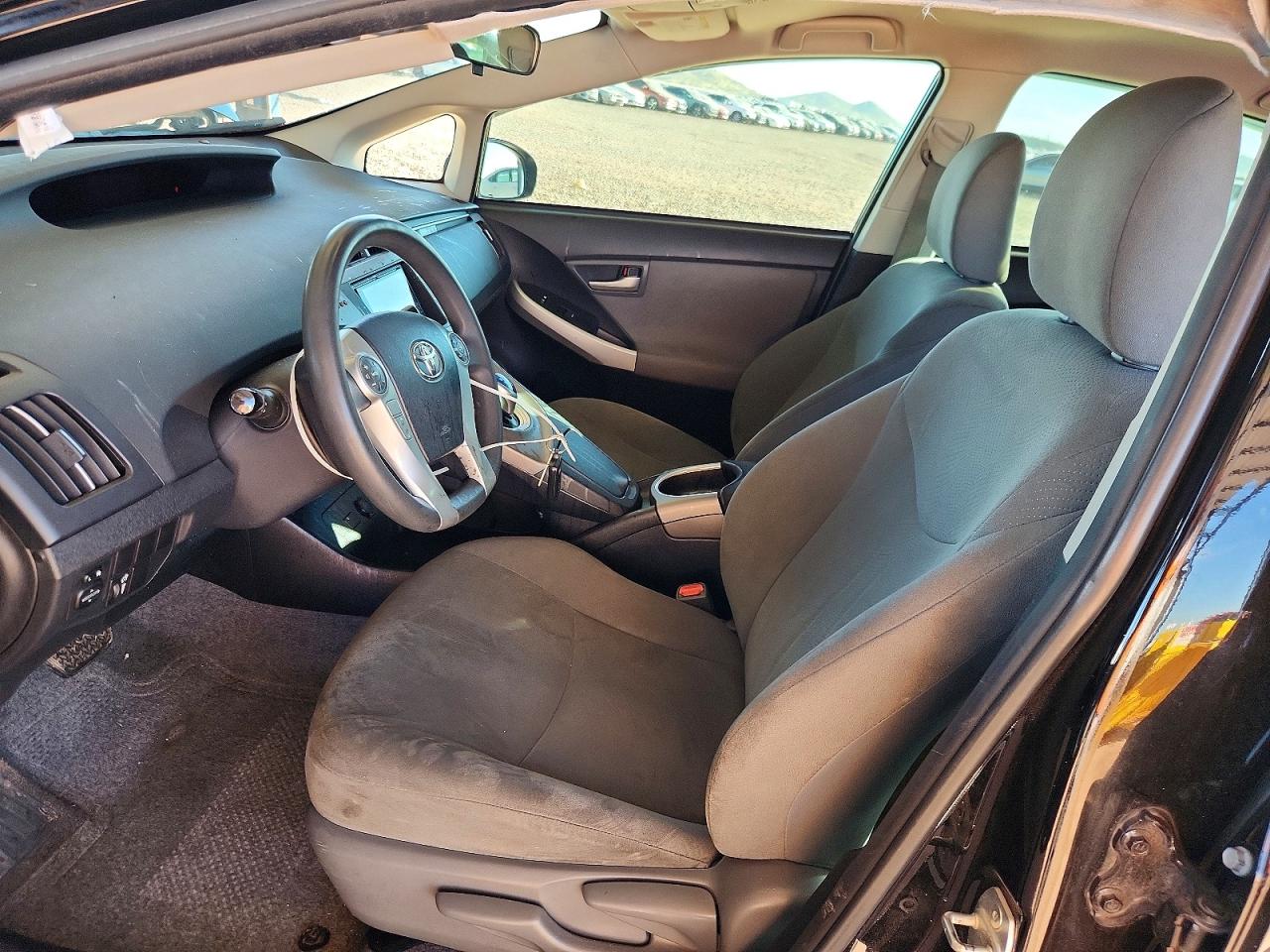 2015 Toyota Prius Two Черный vin: JTDKN3DU9F0459335