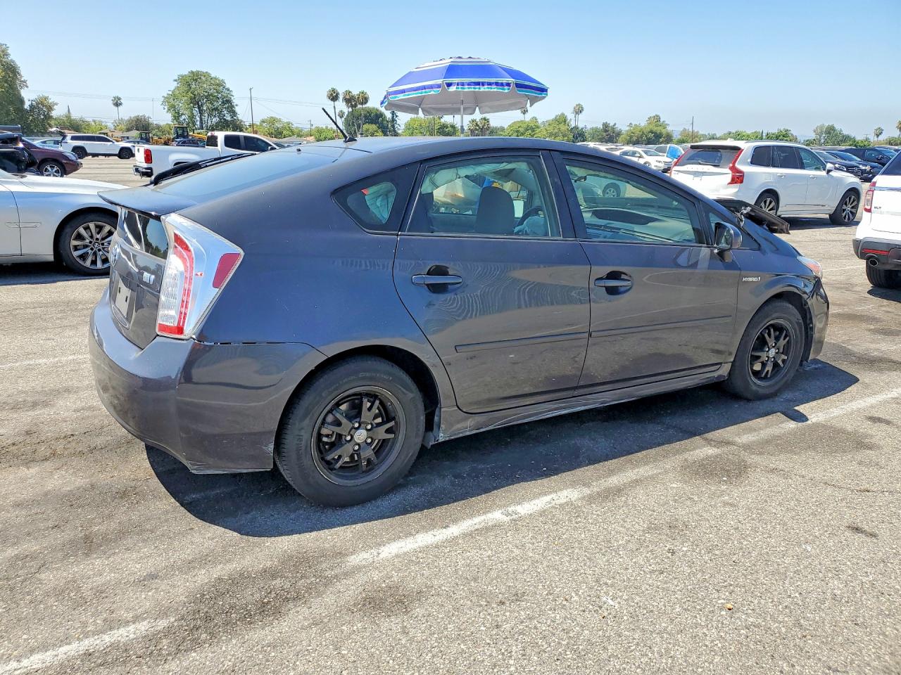 2015 Toyota Prius Two Gray vin: JTDKN3DU9F0470187