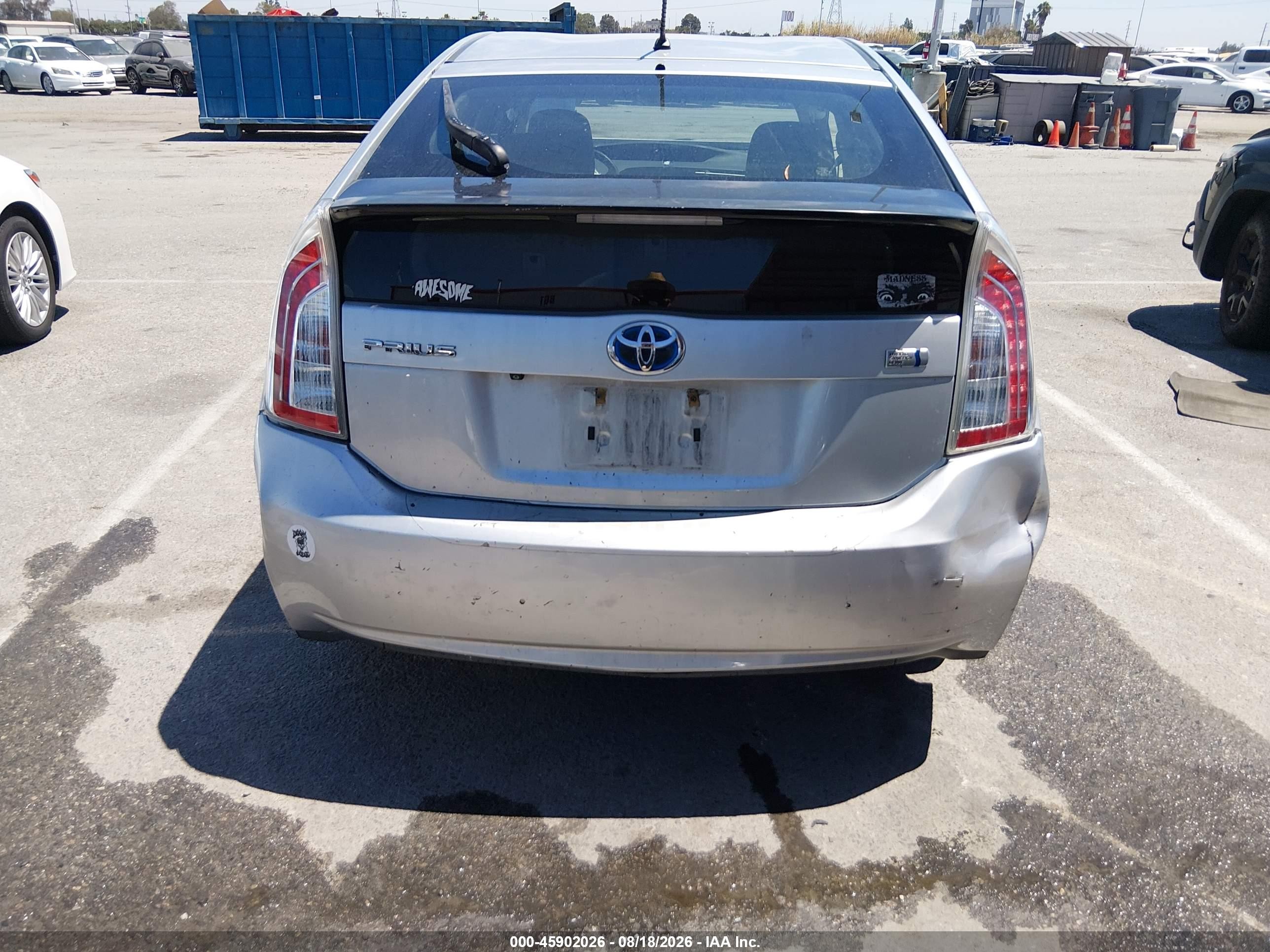 2015 Toyota Prius Two Серебряный vin: JTDKN3DU9F0475891