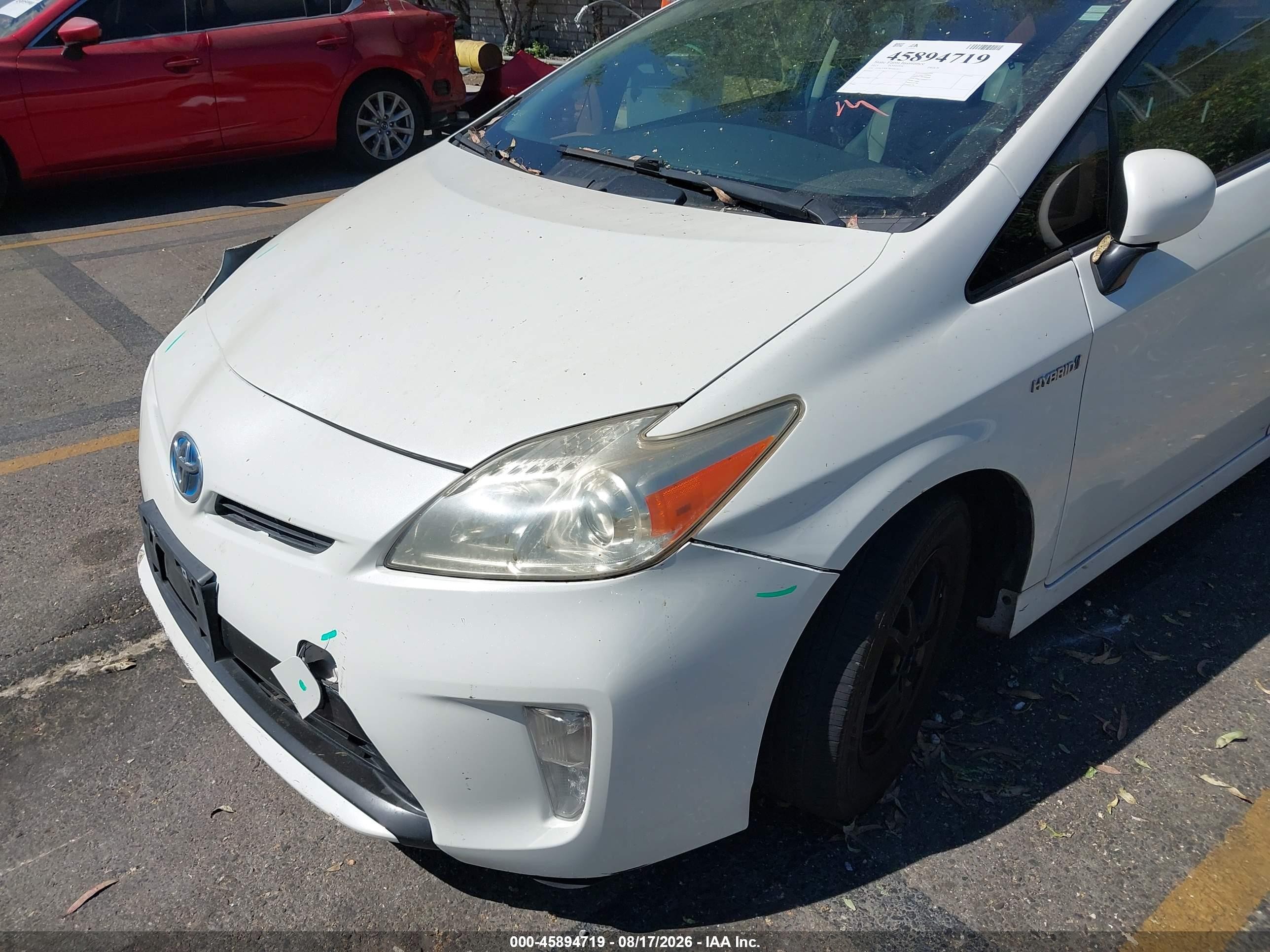2015 Toyota Prius Four White vin: JTDKN3DU9F0481853