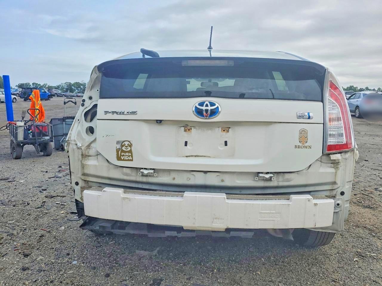 2015 Toyota Prius Two White vin: JTDKN3DU9F1879459