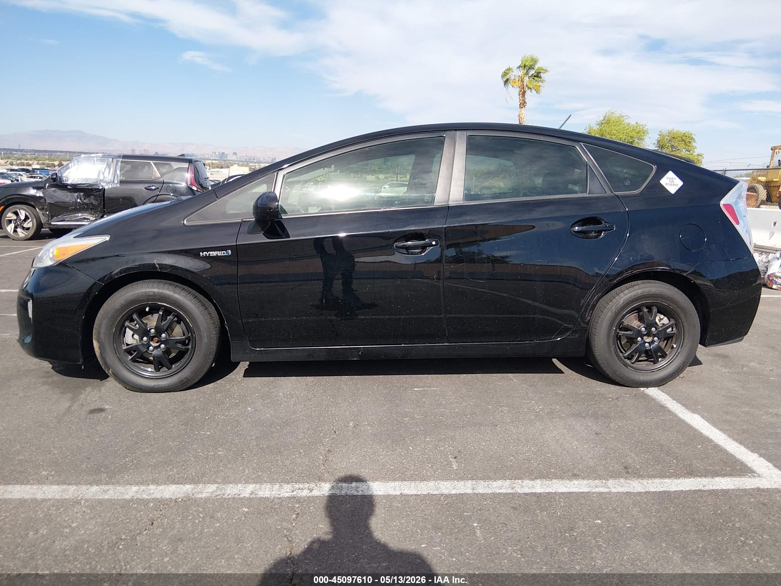 2015 Toyota Prius   Черный vin: JTDKN3DU9F1929227