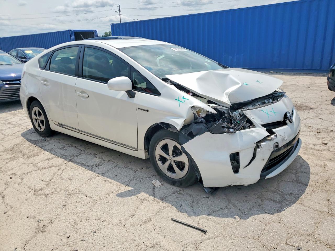 2015 Toyota Prius Two Белый vin: JTDKN3DU9F1948957