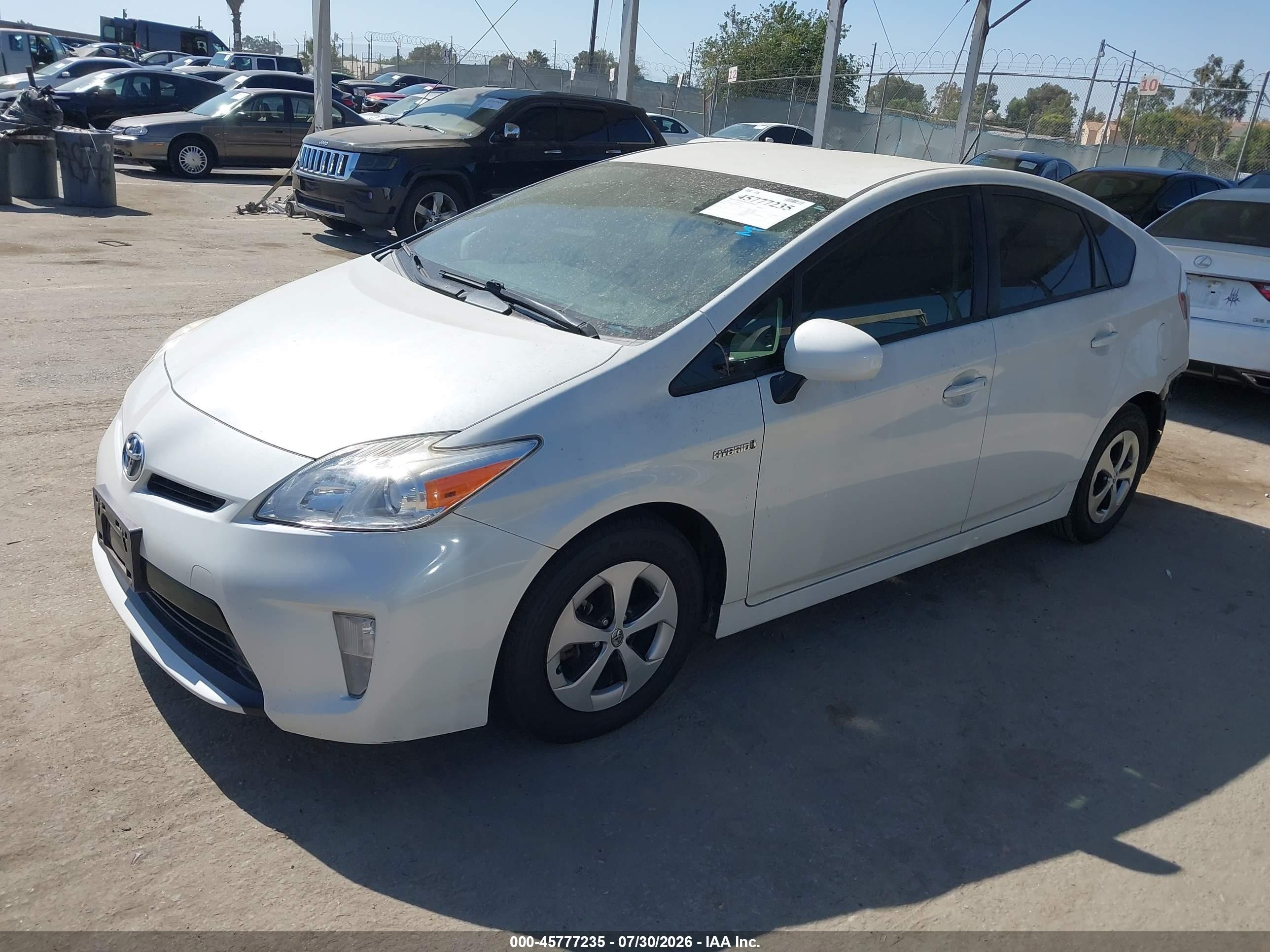 2015 Toyota Prius Three White vin: JTDKN3DU9F1961238