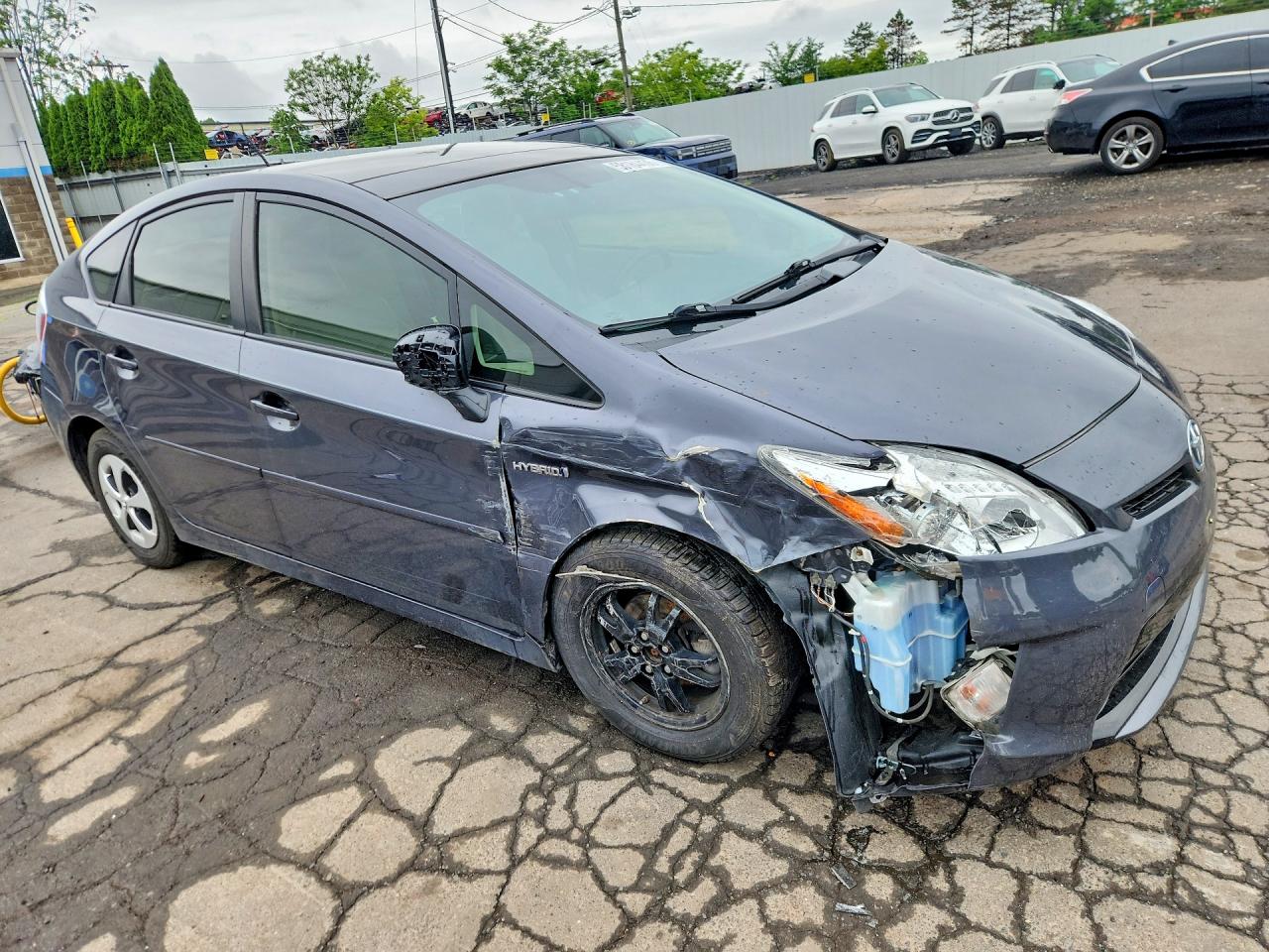 2015 Toyota Prius Four Gray vin: JTDKN3DU9F1973678