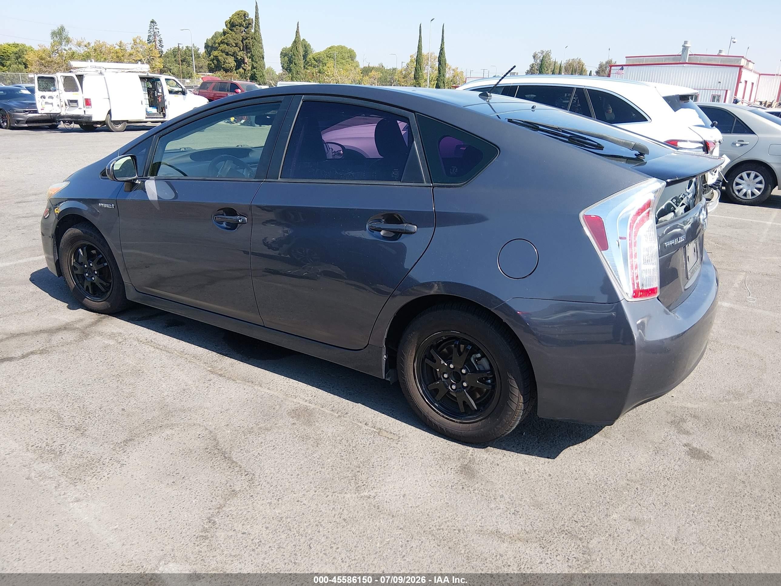 2015 Toyota Prius Two Gray vin: JTDKN3DU9F1987323