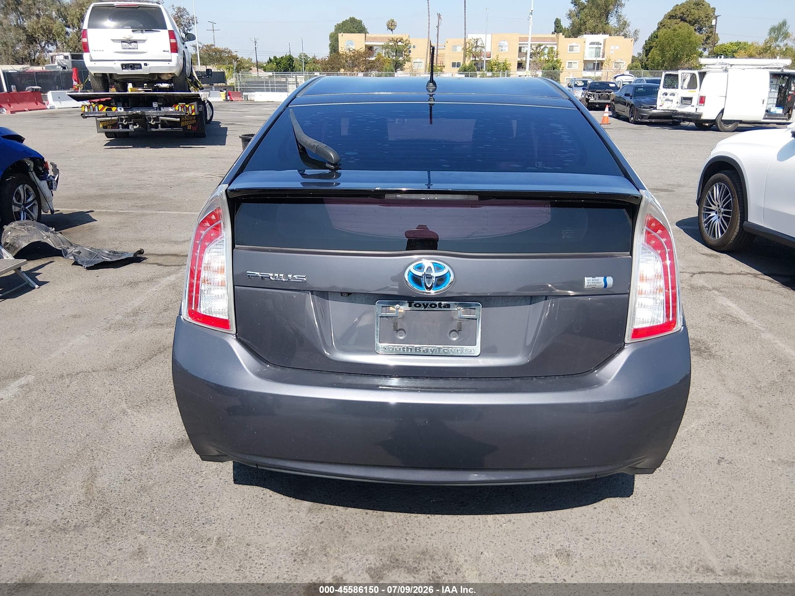 2015 Toyota Prius Two Gray vin: JTDKN3DU9F1987323
