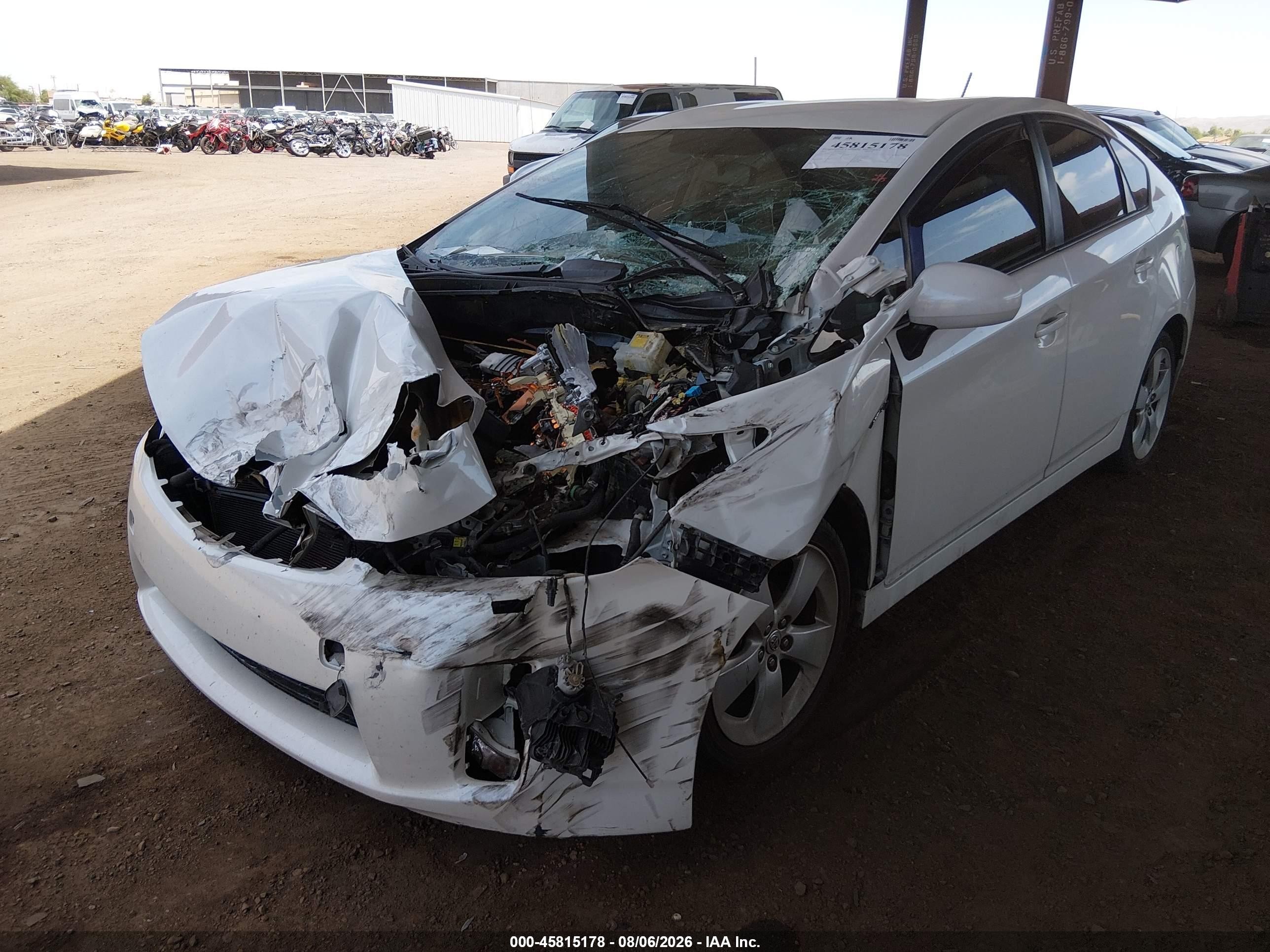 2010 Toyota Prius V White vin: JTDKN3DUXA0032500