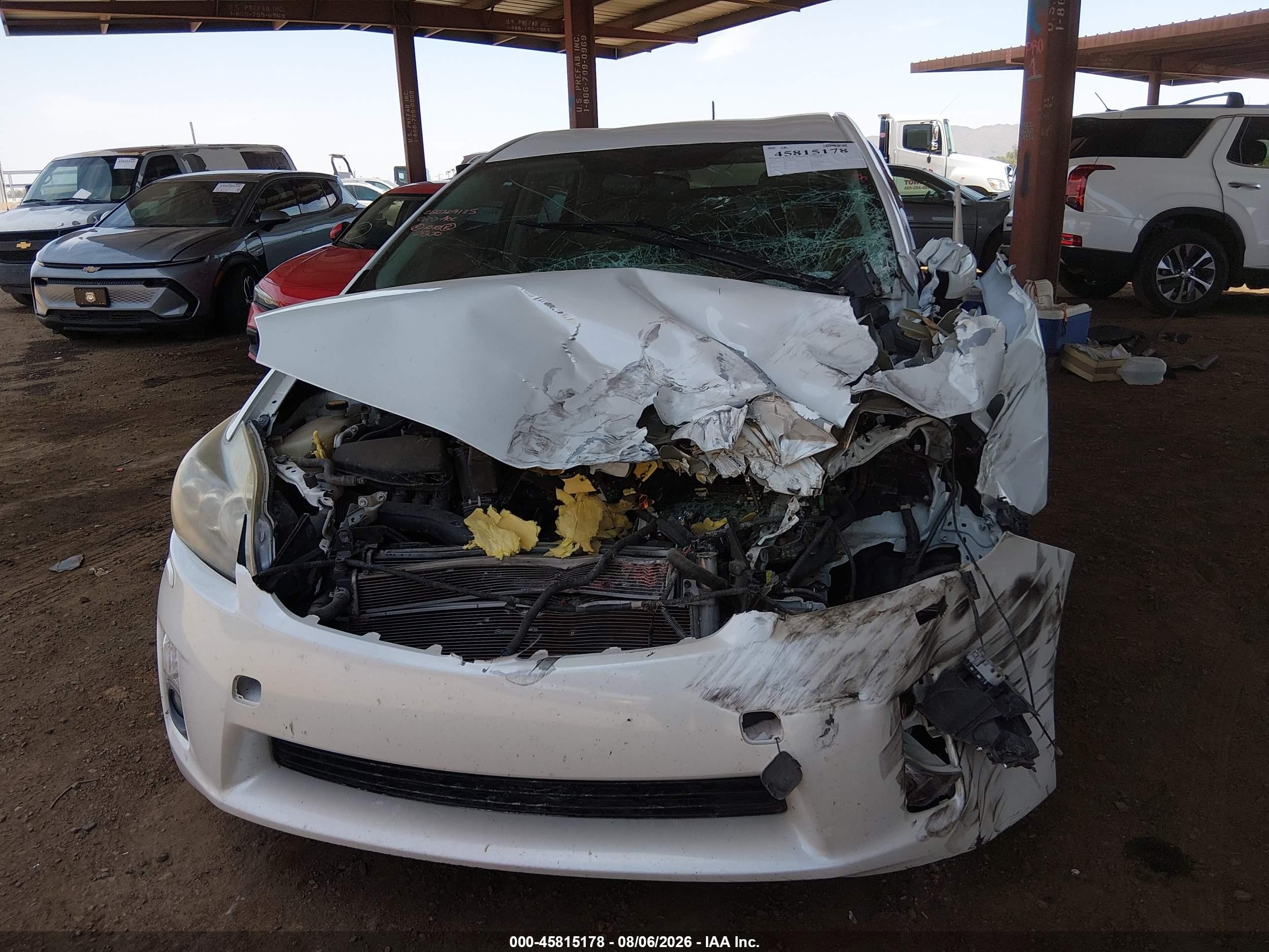 2010 Toyota Prius V White vin: JTDKN3DUXA0032500