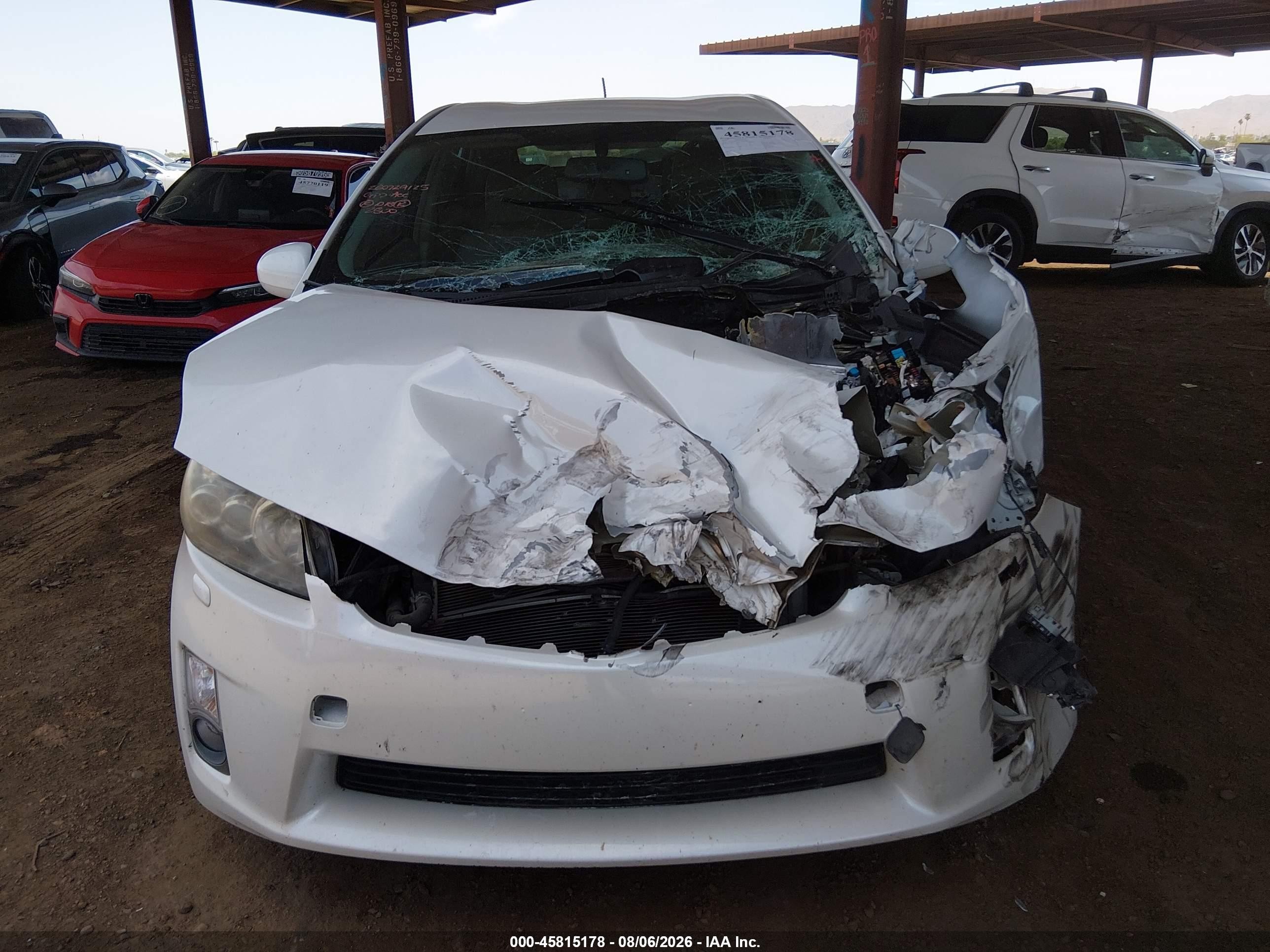 2010 Toyota Prius V White vin: JTDKN3DUXA0032500