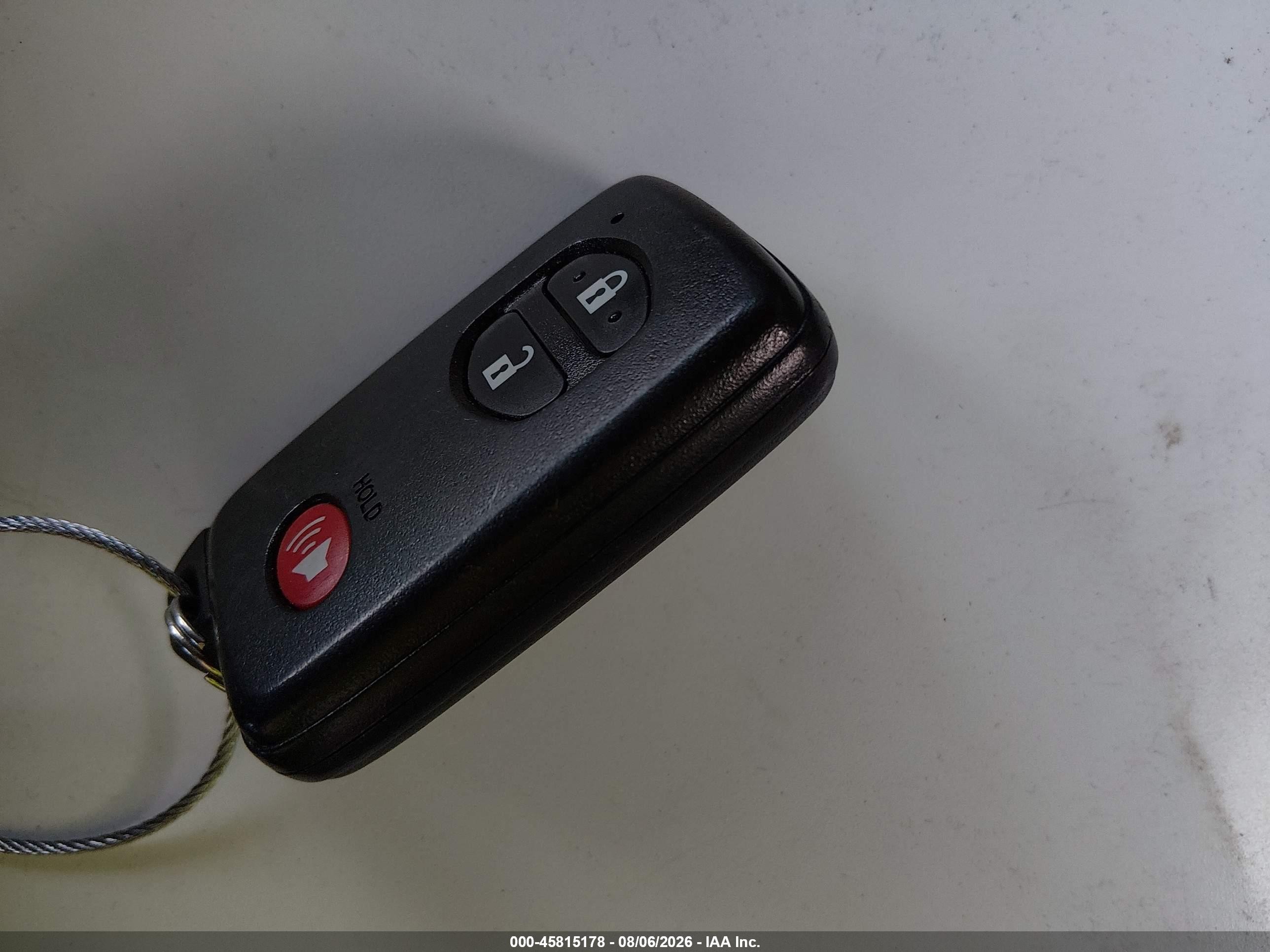 2010 Toyota Prius V White vin: JTDKN3DUXA0032500