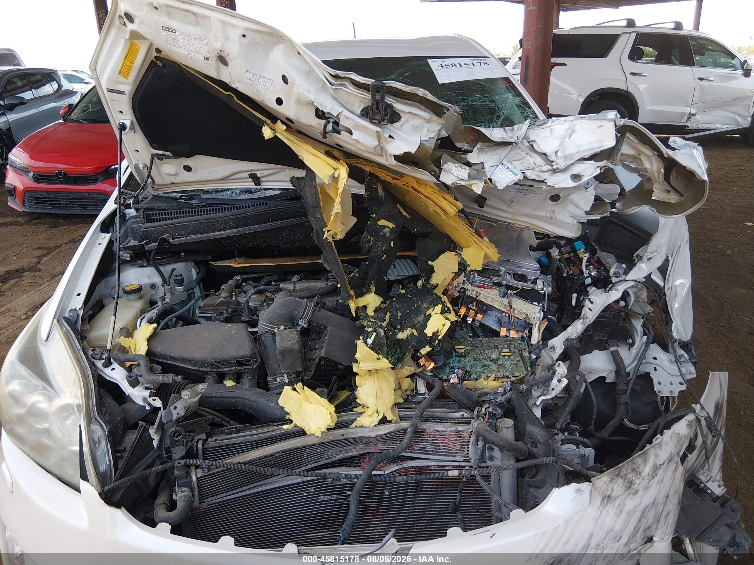 2010 Toyota Prius V White vin: JTDKN3DUXA0032500