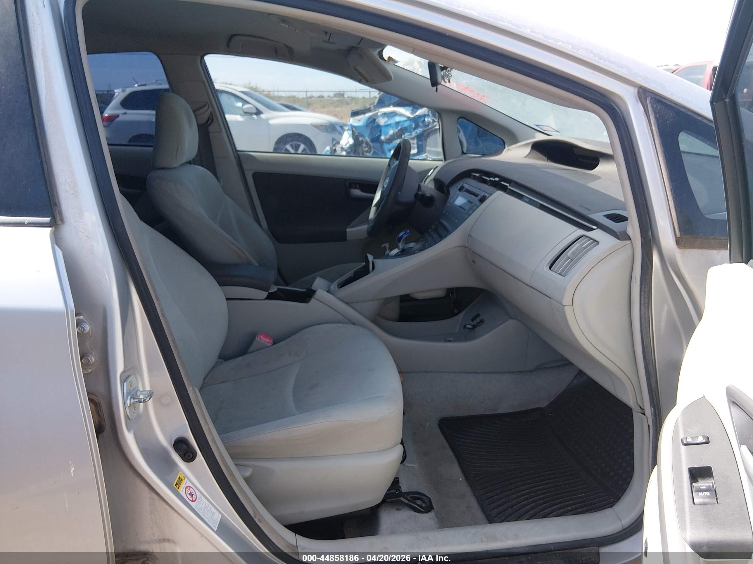 2010 Toyota Prius Iii Silver vin: JTDKN3DUXA0032626