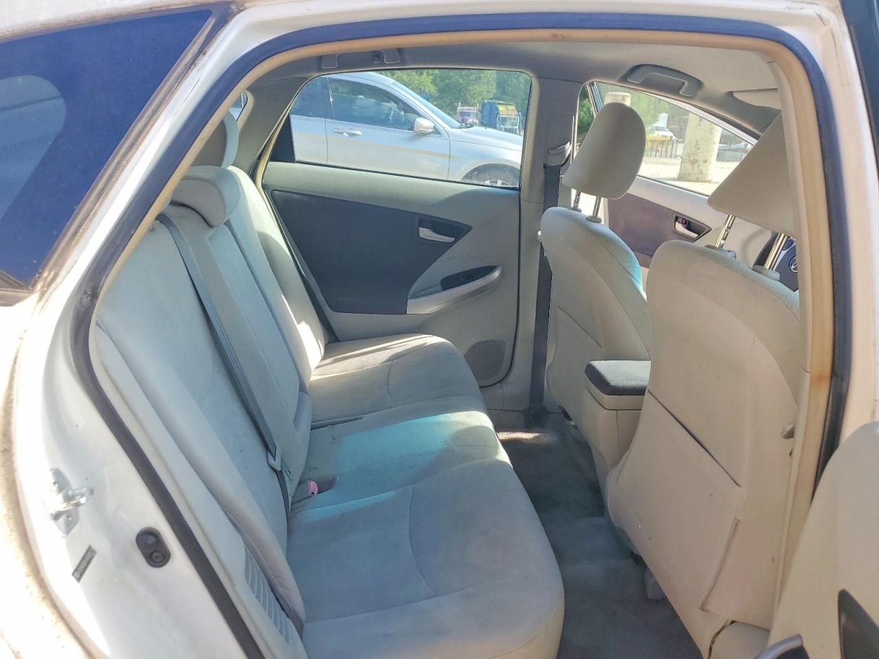2010 Toyota Prius Ii Белый vin: JTDKN3DUXA0038121