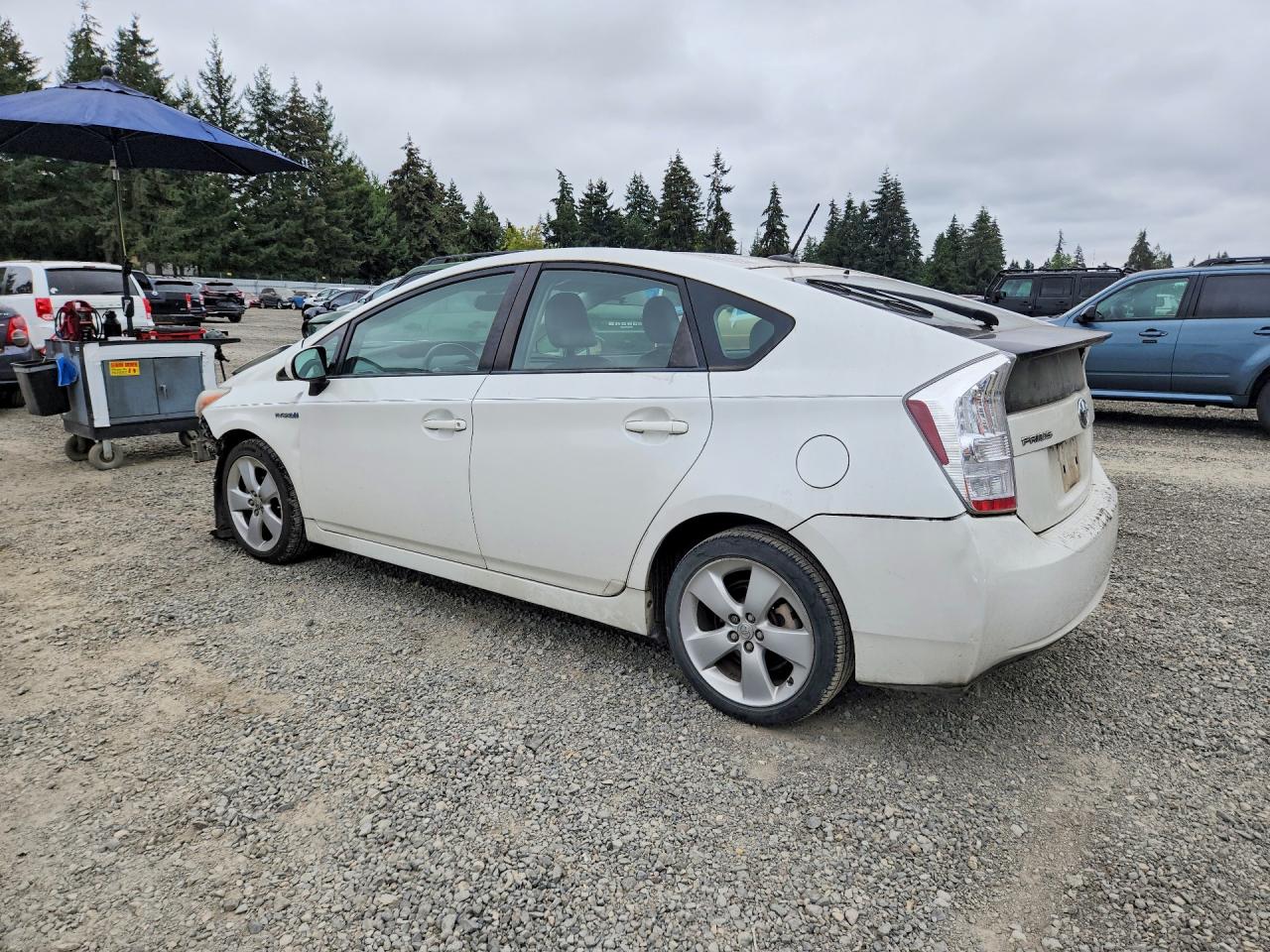2010 Toyota Prius V White vin: JTDKN3DUXA0048468