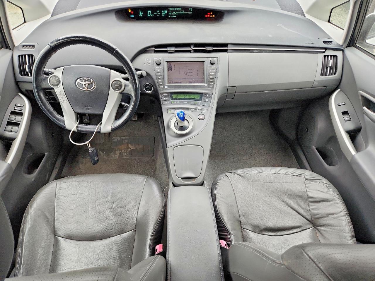 2010 Toyota Prius V White vin: JTDKN3DUXA0048468