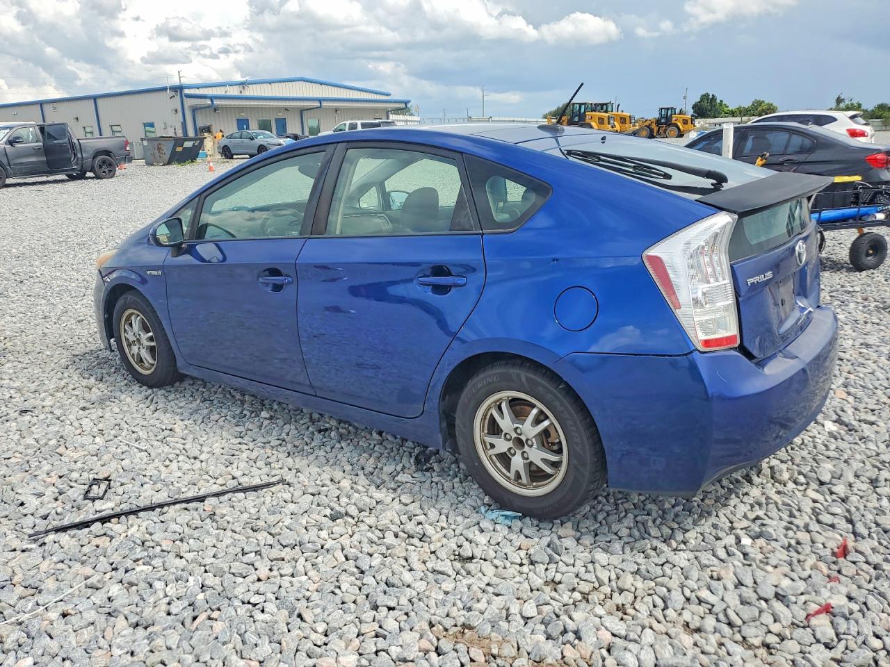 2010 Toyota Prius Iv Blue vin: JTDKN3DUXA0052665