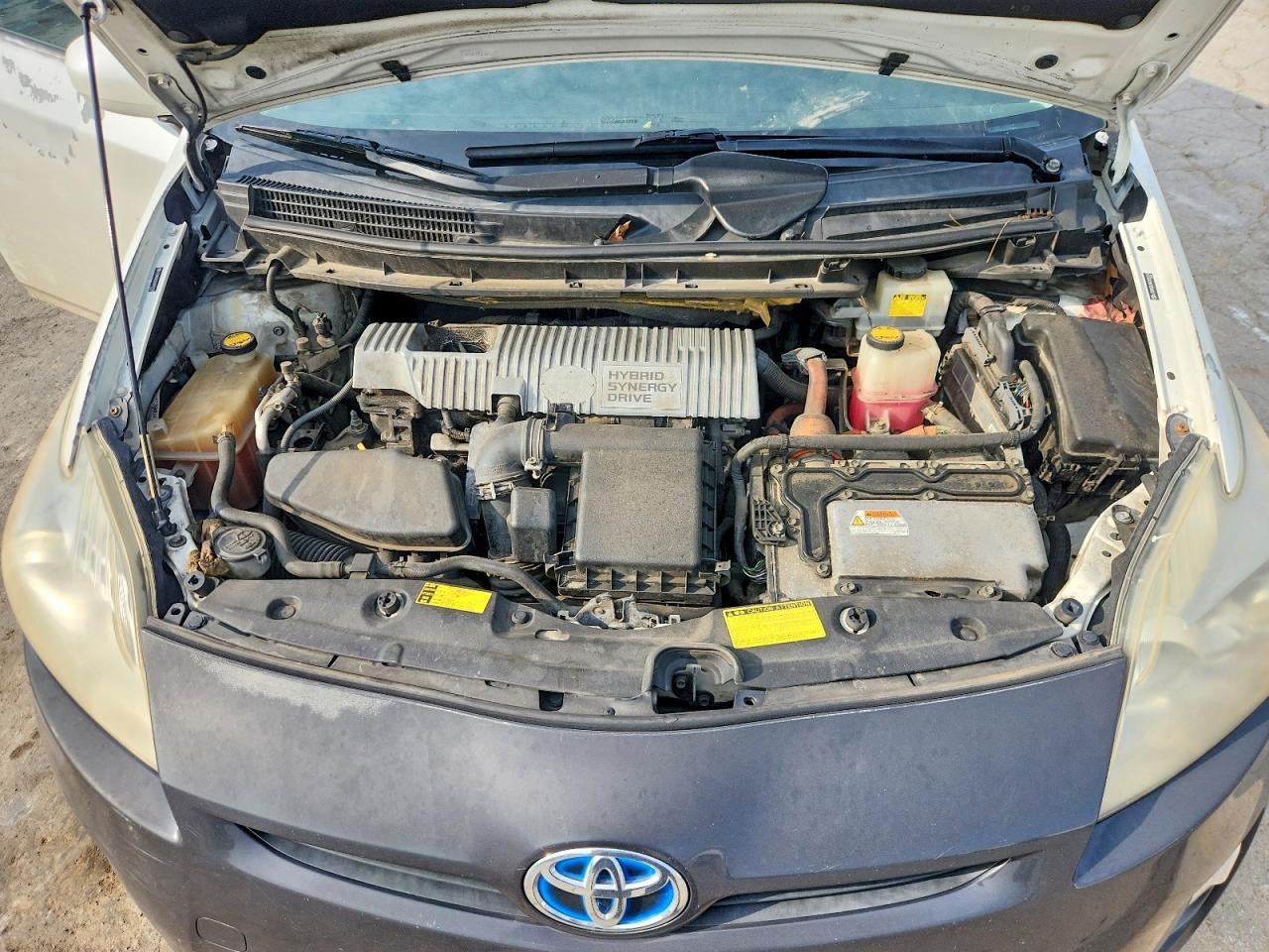 2010 Toyota Prius V White vin: JTDKN3DUXA0055159