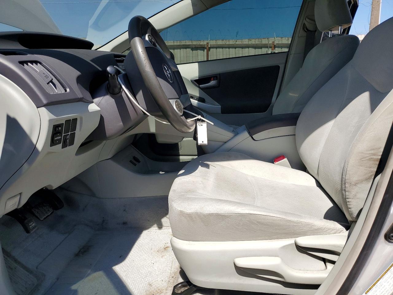 2010 Toyota Prius Ii Silver vin: JTDKN3DUXA0063729