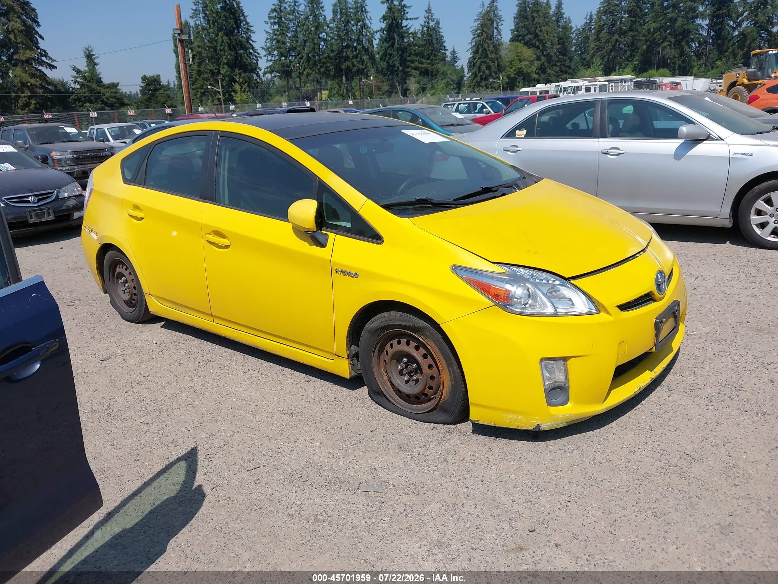 2010 Toyota Prius Iii Yellow vin: JTDKN3DUXA0088694