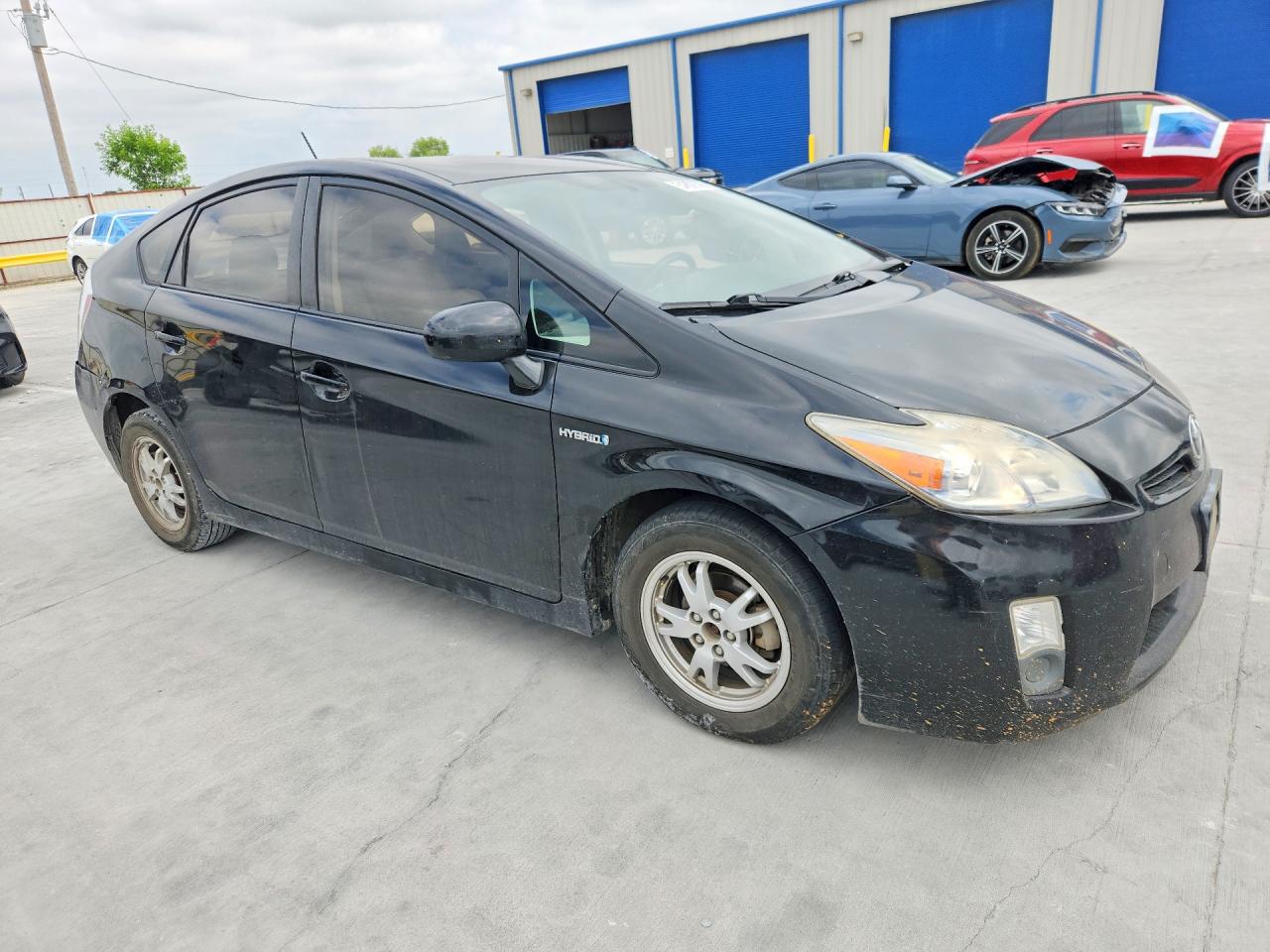 2010 Toyota Prius Iv Black vin: JTDKN3DUXA0105638