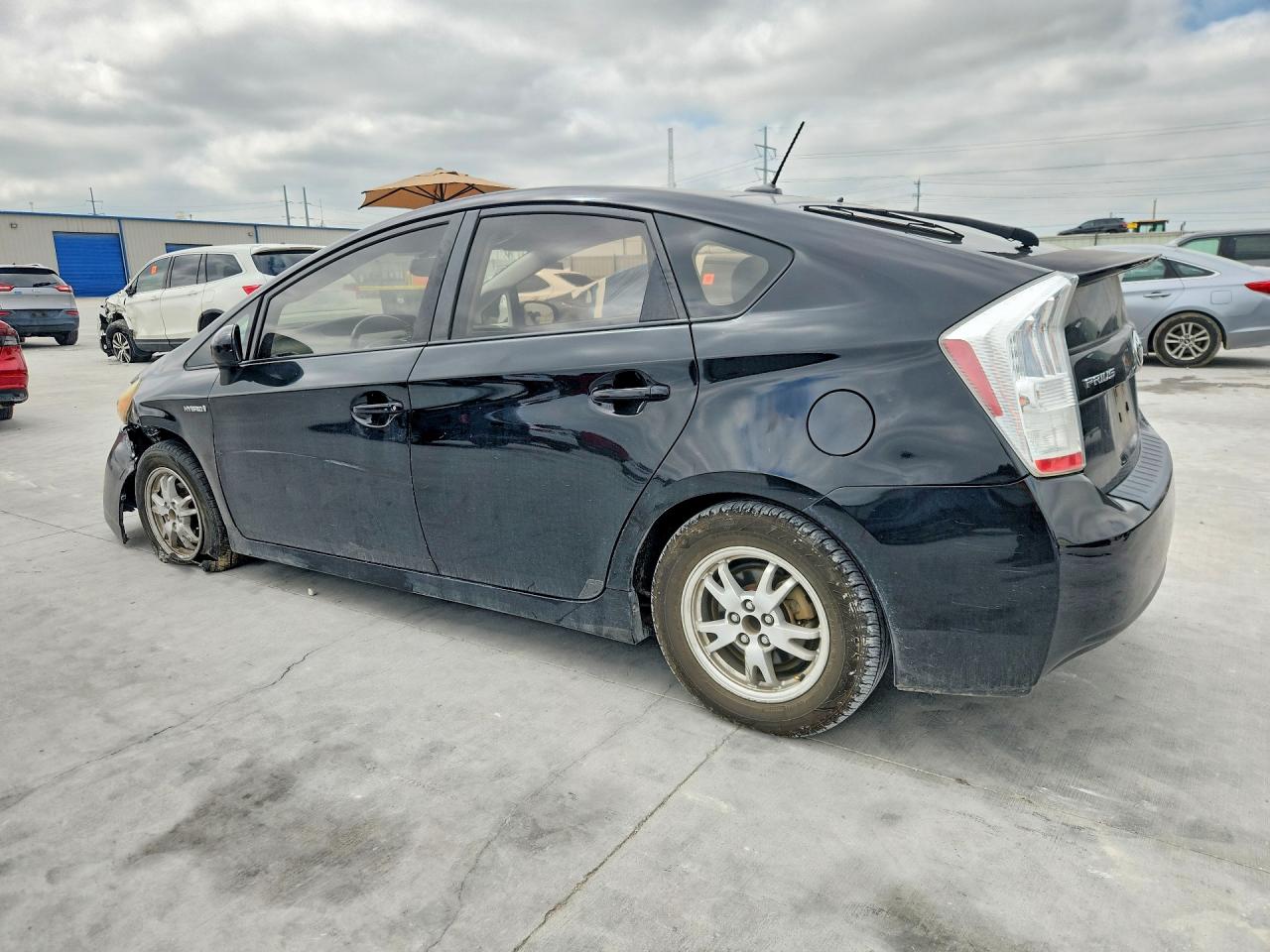 2010 Toyota Prius Iv Black vin: JTDKN3DUXA0105638